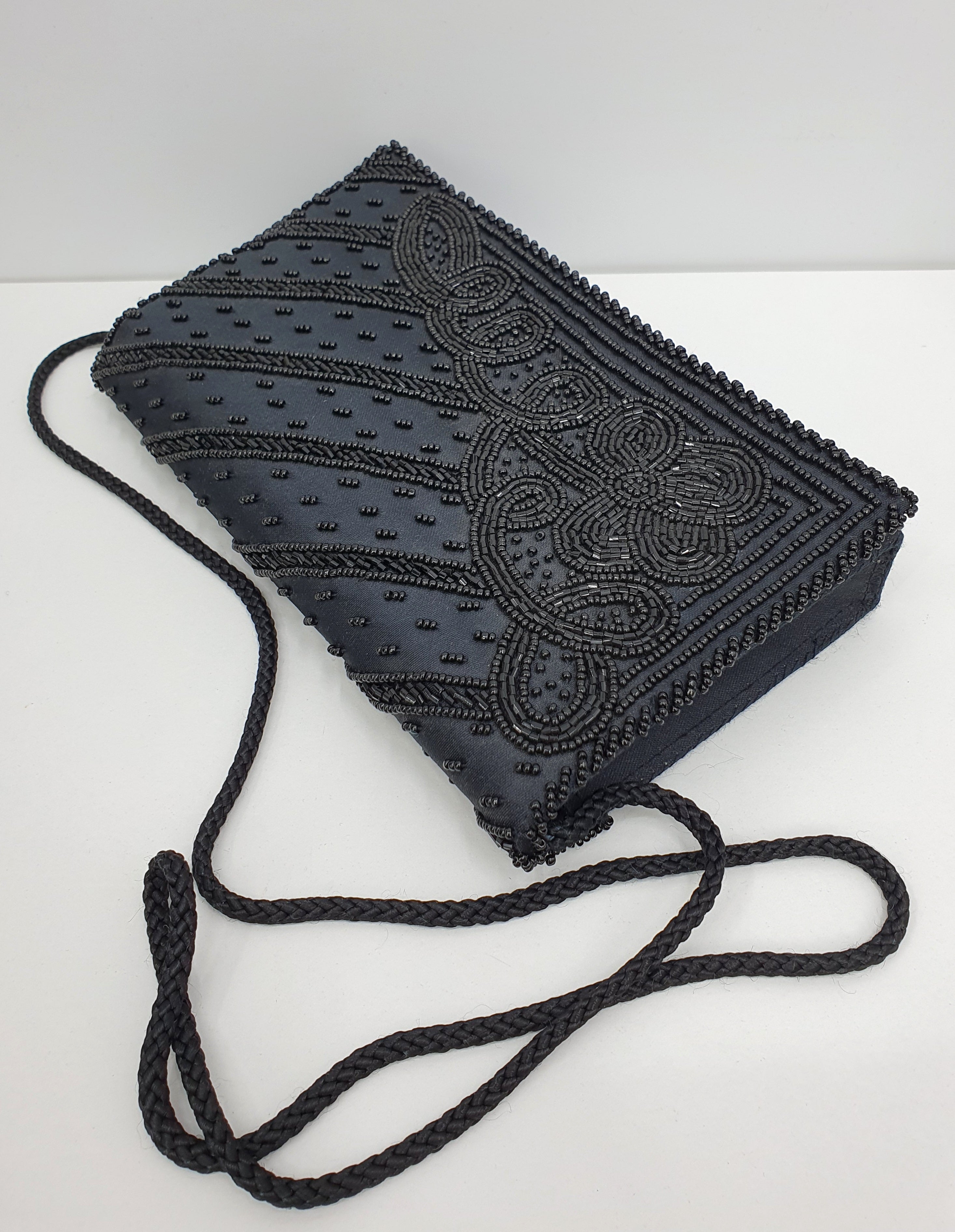 Black pearl embroidered party bag