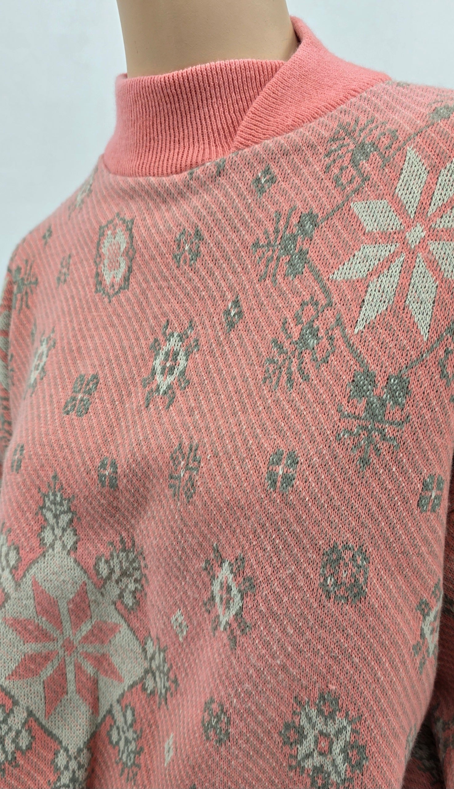 Salmon red sweater from the 80s, unused, size 36-38