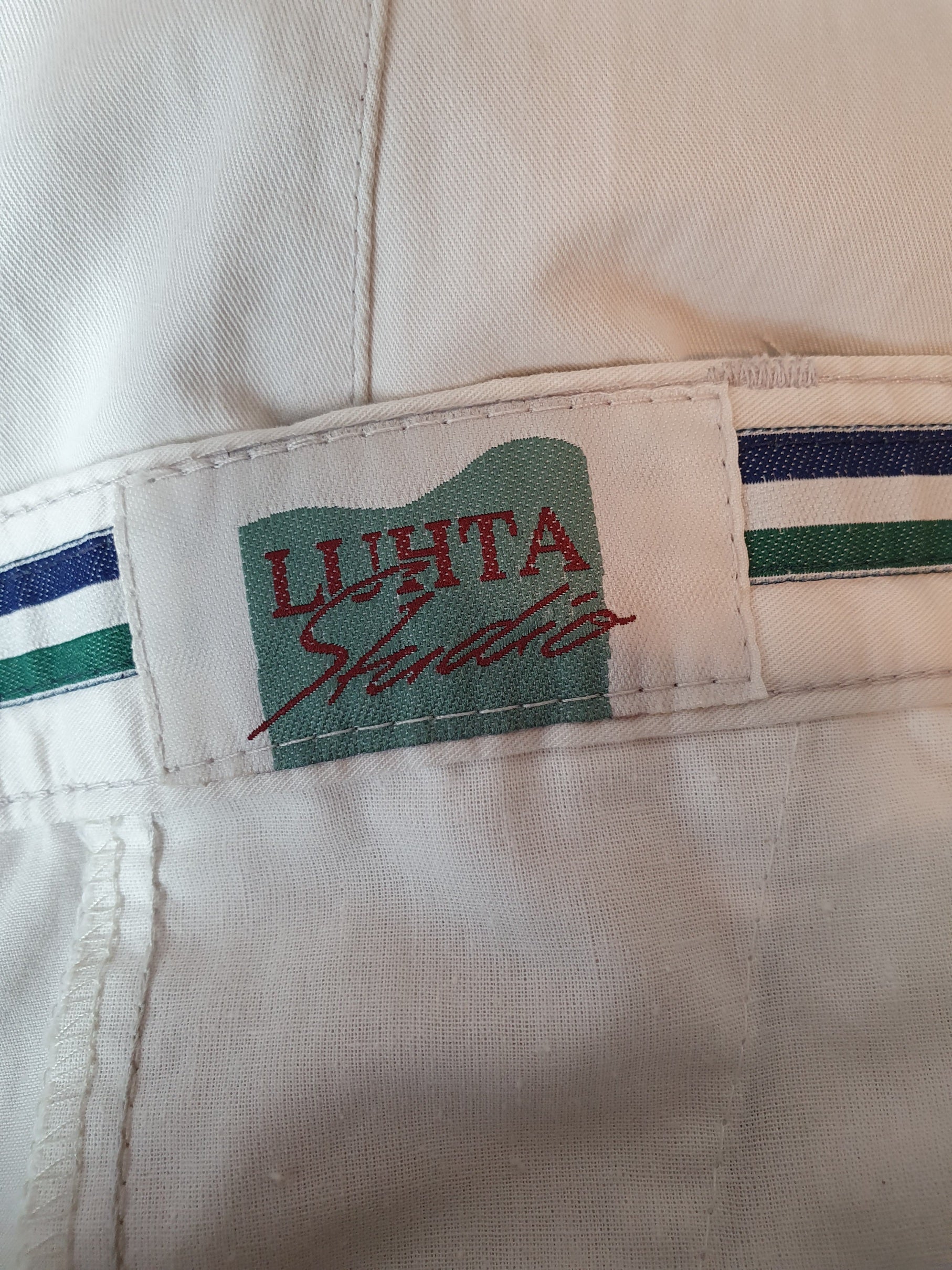 Luhta, miesten puuvillahousut 80-luvulta, koko S, kuva tuotelogosta