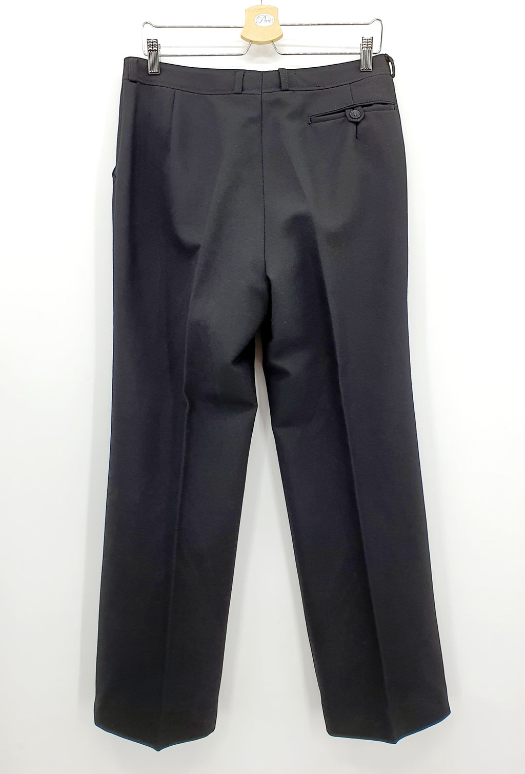 Tuomi, mustat suorat juhlahousut miehelle, 80-luku, kuva takaa