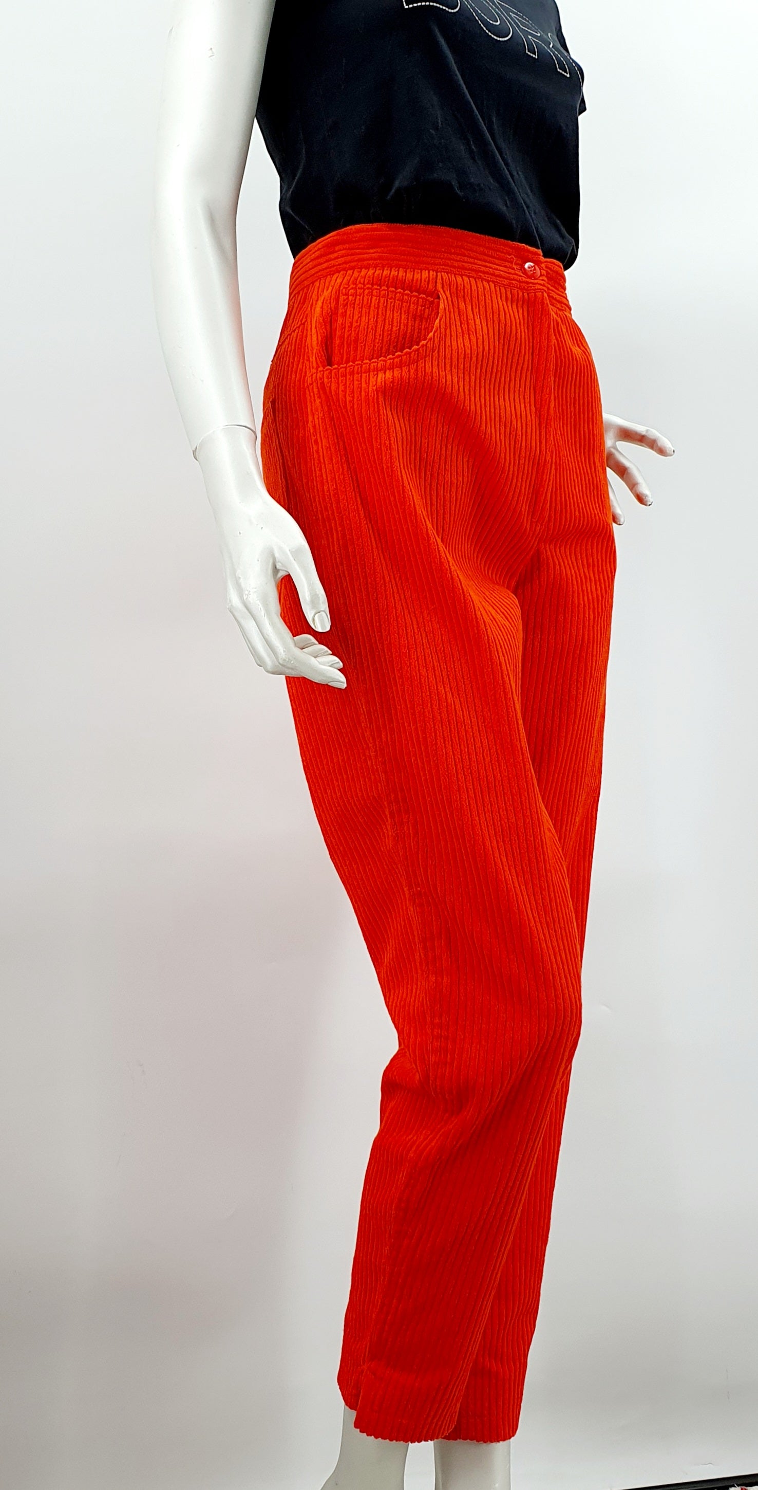 Orange corduroy trousers from the 90s, belt circumference 70cm, size 36