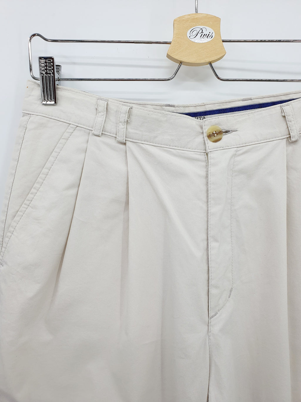 Luhta, miesten puuvillahousut 80-luvulta, koko S, kuva vyötäröstä