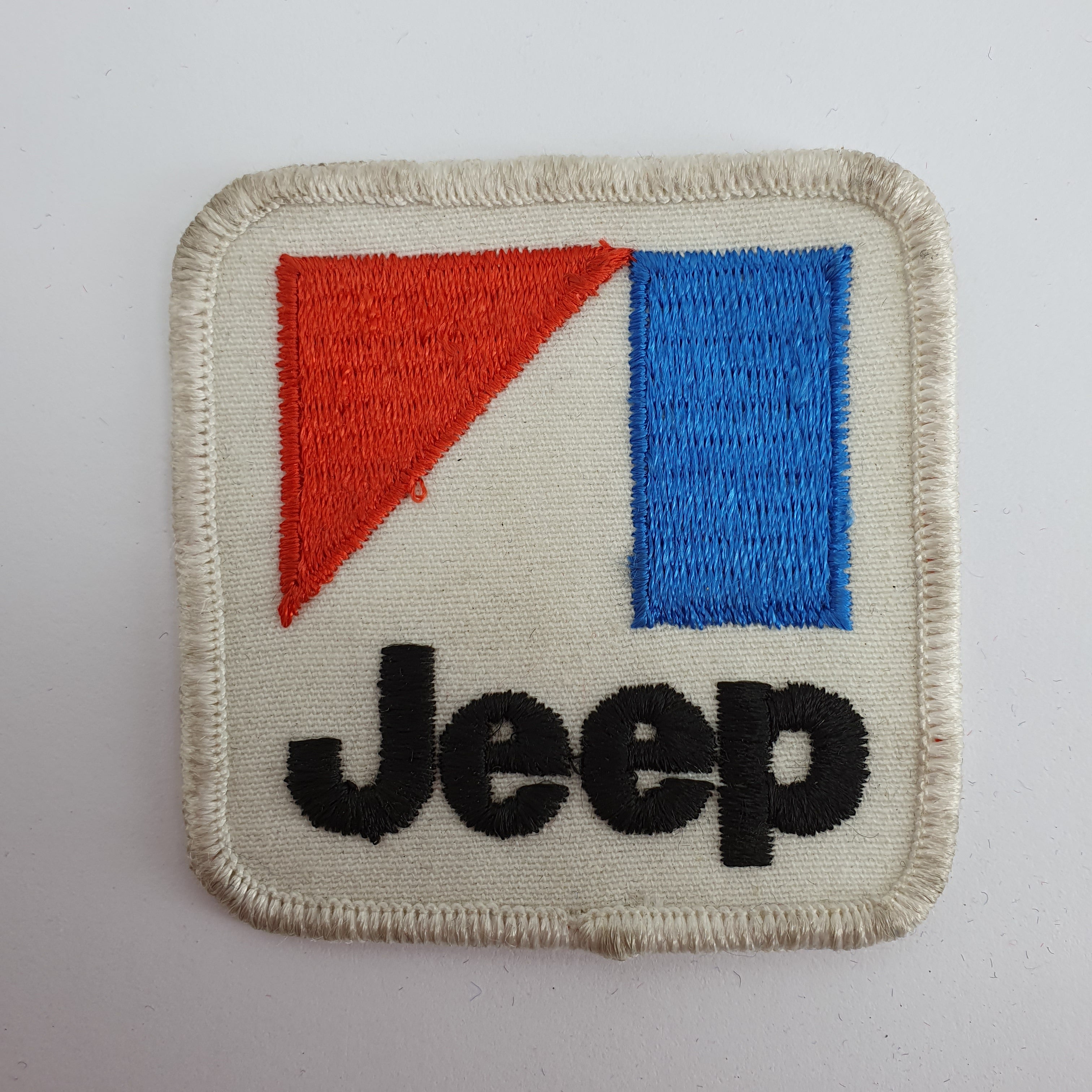 Car-themed vintage fabric badge, Trans am / Jeep