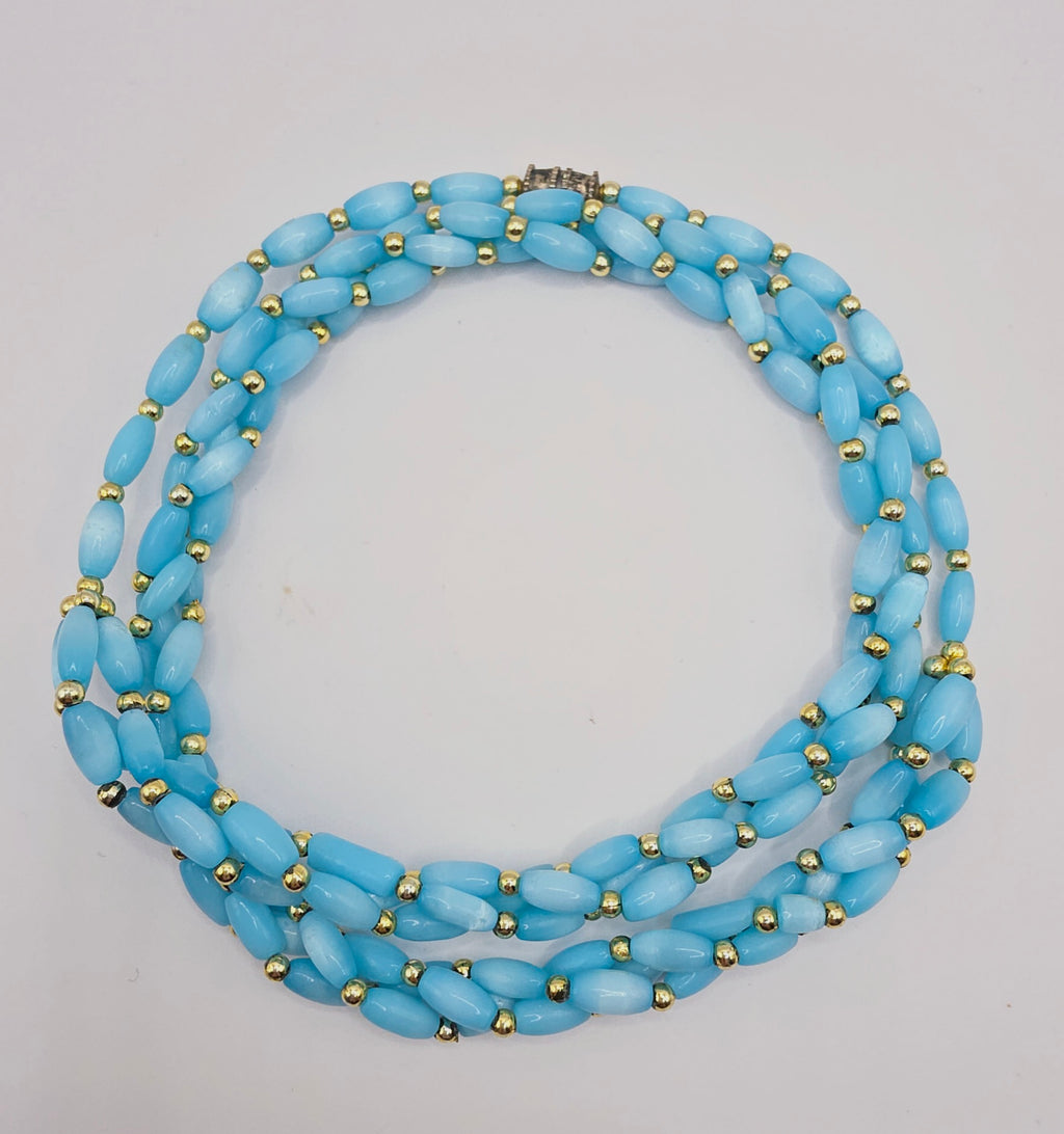 Light blue pearl necklace, length 60cm