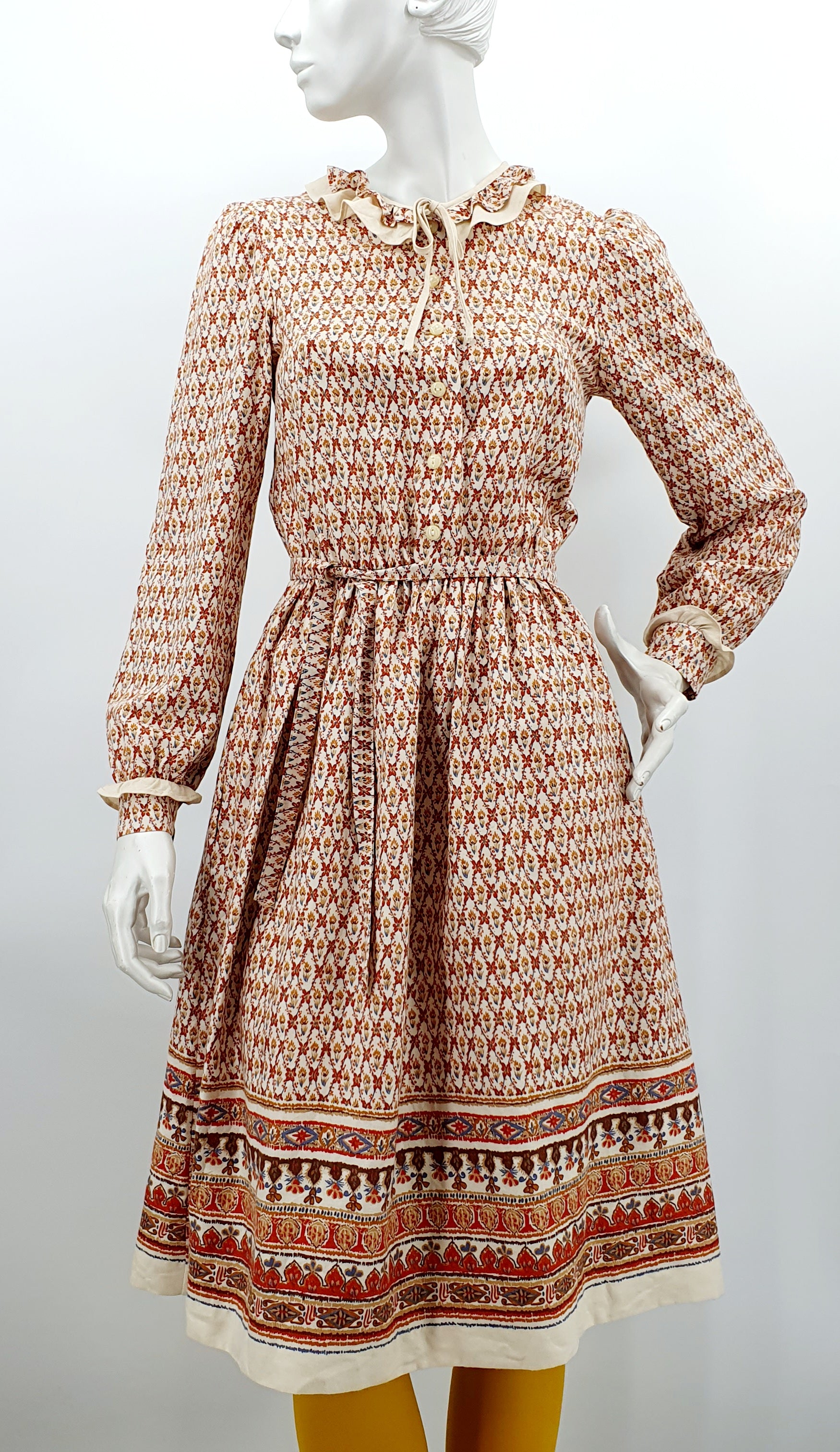 Tiina, long-sleeved dress from the 70s-80s, size 34-36