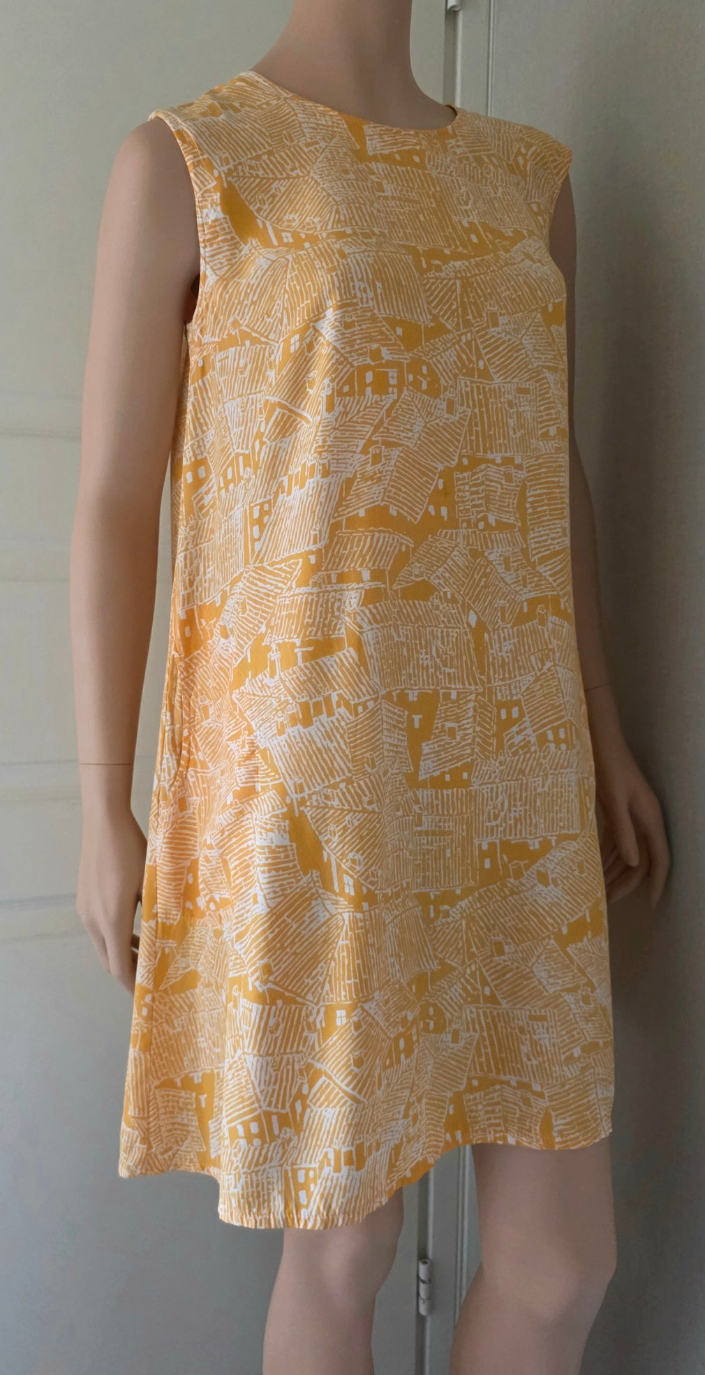 Globe Hope, yellow summer dress from the 2000s, size 38/40(M)