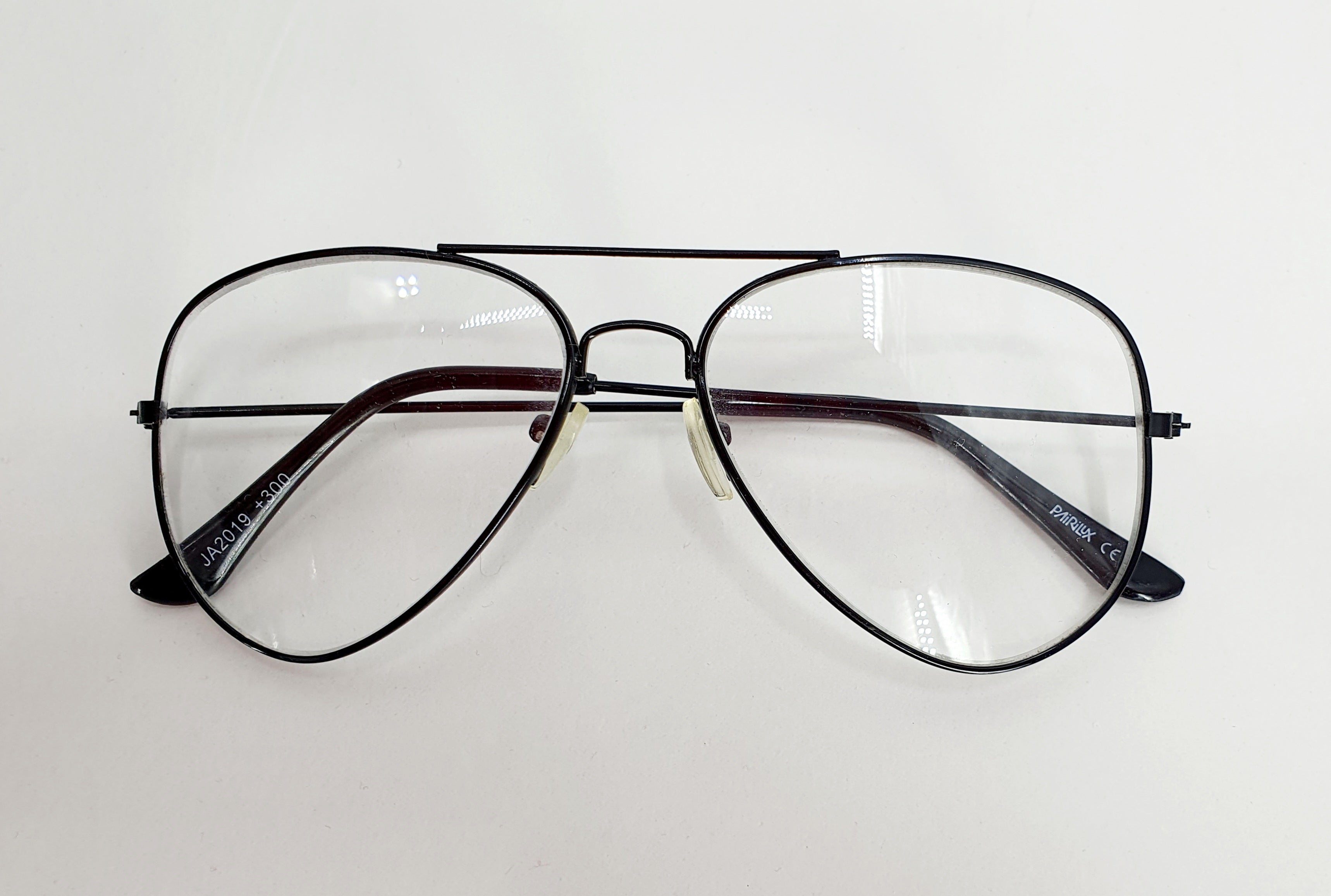 Pilot-style reading glasses +3.00