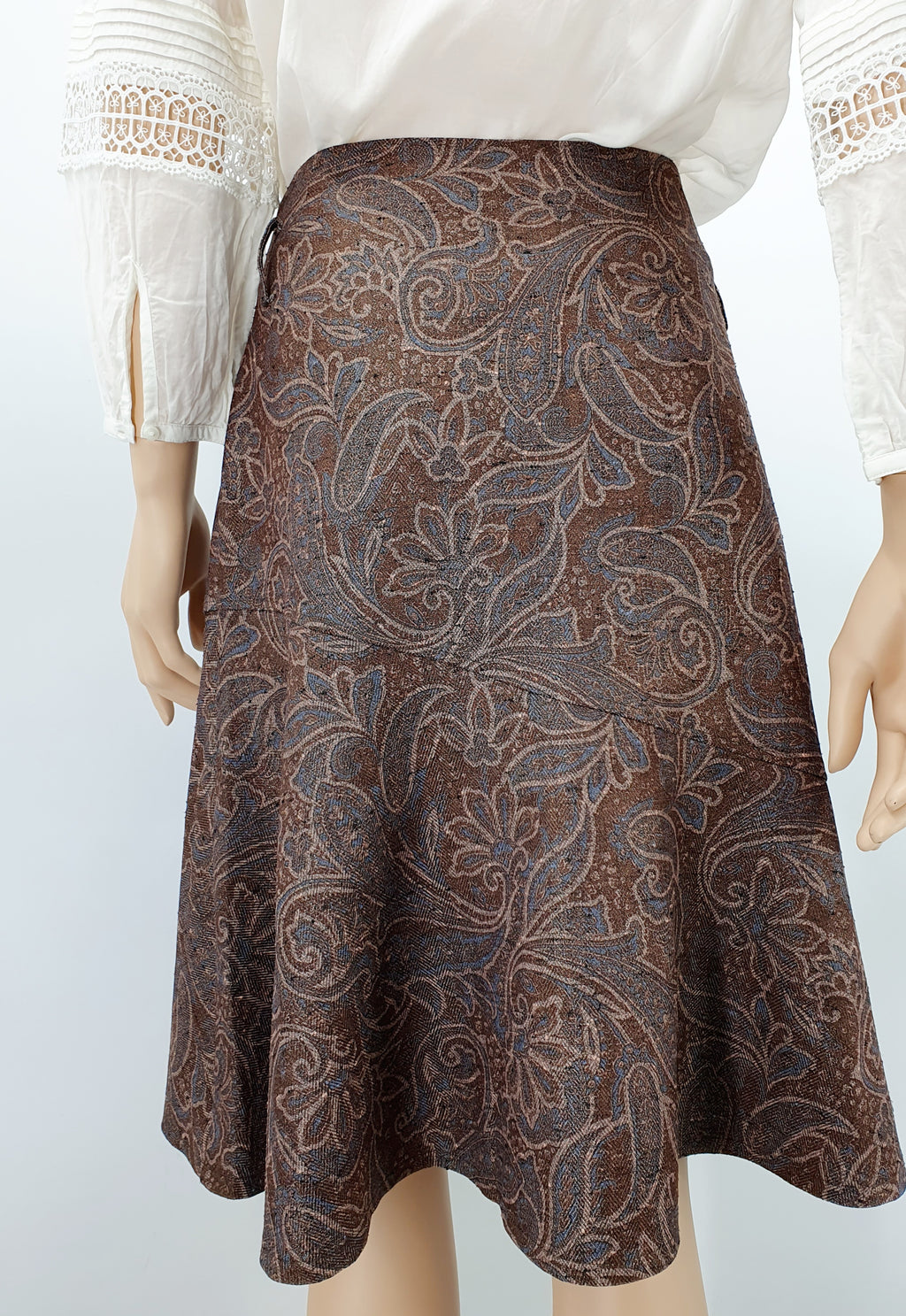 Pierre Cavallo, paisley patterned skirt from the 2000s, waist 84cm, size 42