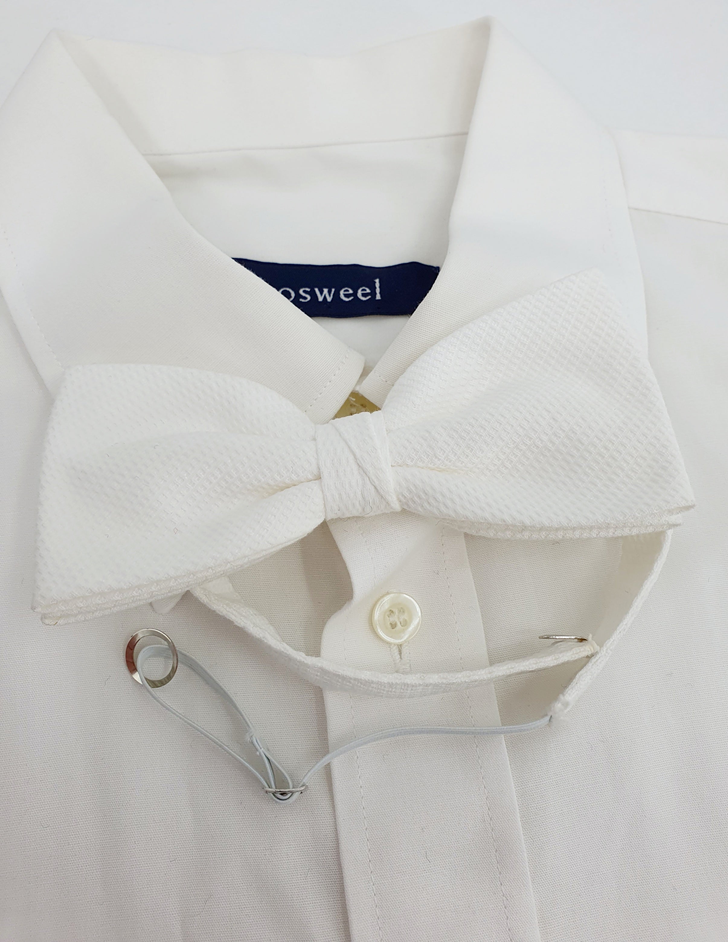 Valkoinen miesten rusetti 90-luvulta