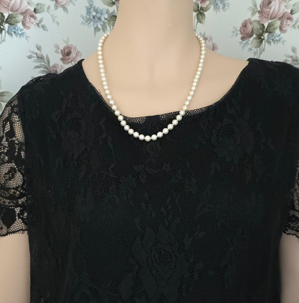 Pearl necklace with double clasp, length 55cm