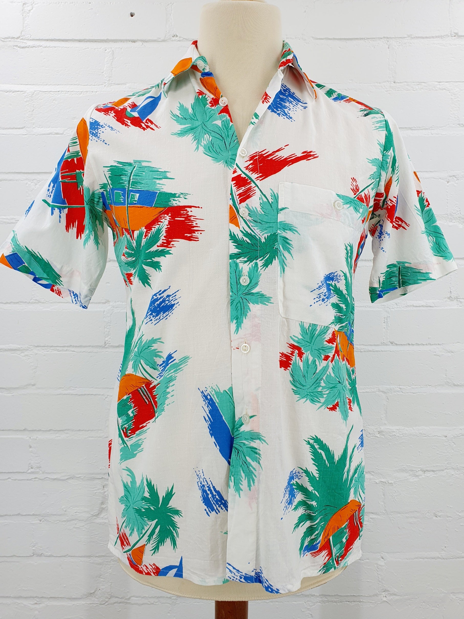 Miesten vintage kesäpaita, hawaii-aiheinen kuviointi, lyhythihainen, 80-luku