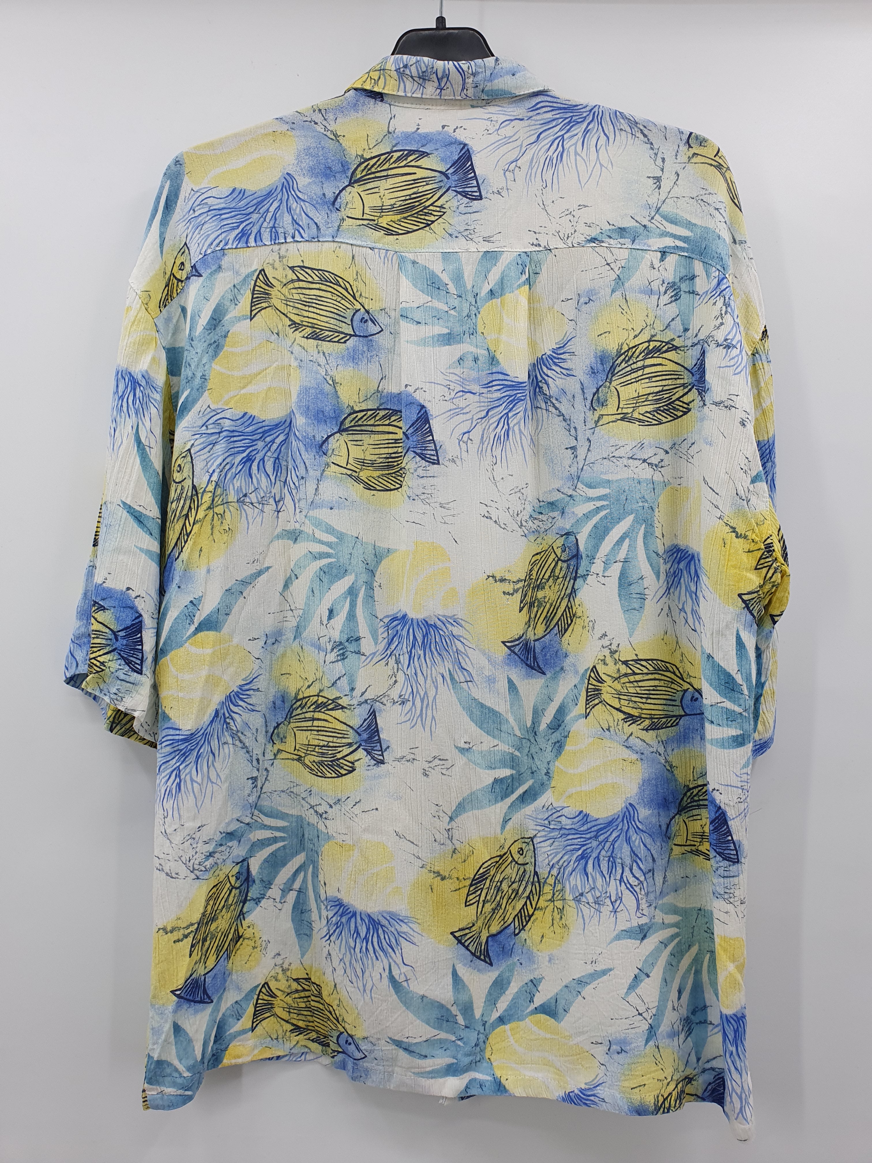 Fish-themed men's summer shirt from the 80s-90s, size ML