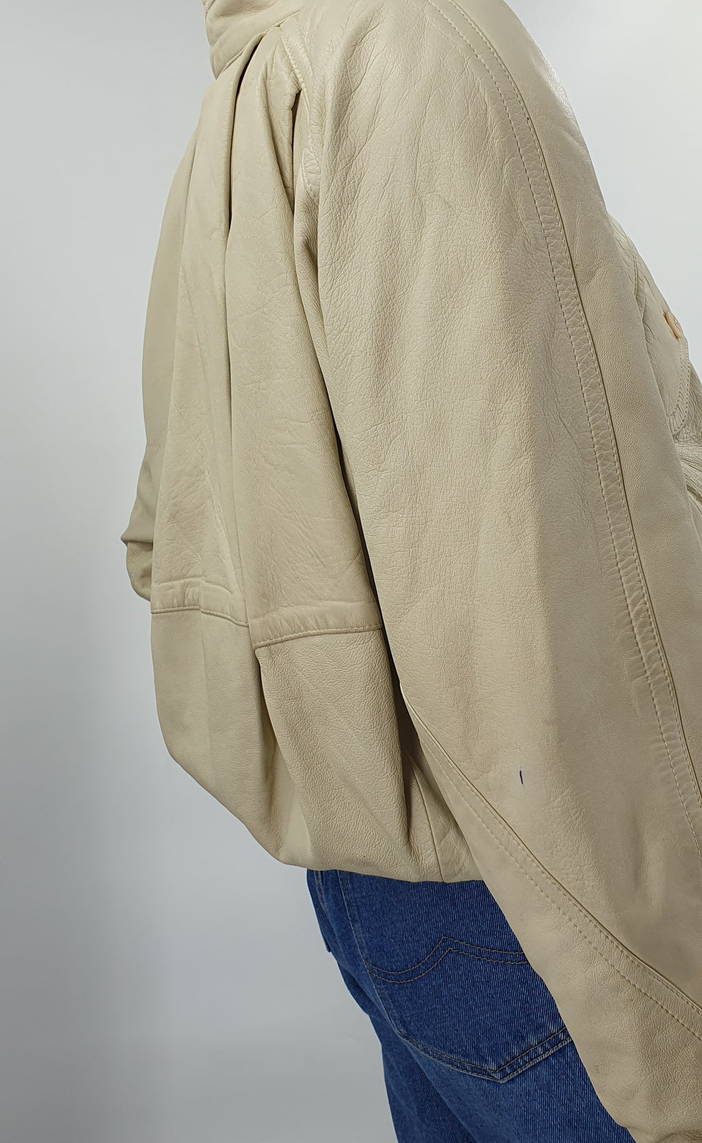 Deya by Sonanini, off-white leather jacket, from the 80s, size 36-38
