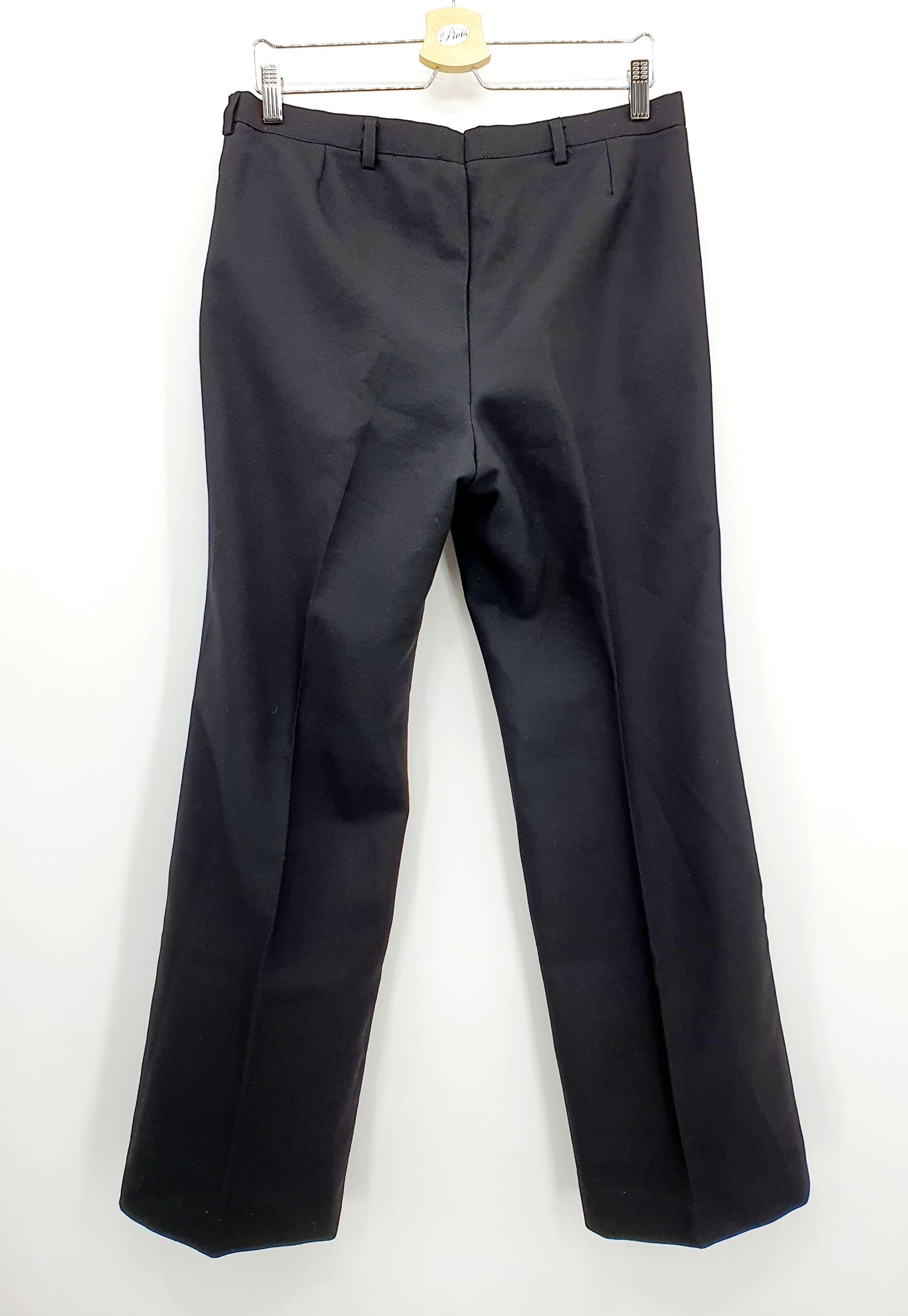 Mustat suorat miesten housut 80-luvulta, kuva takaa