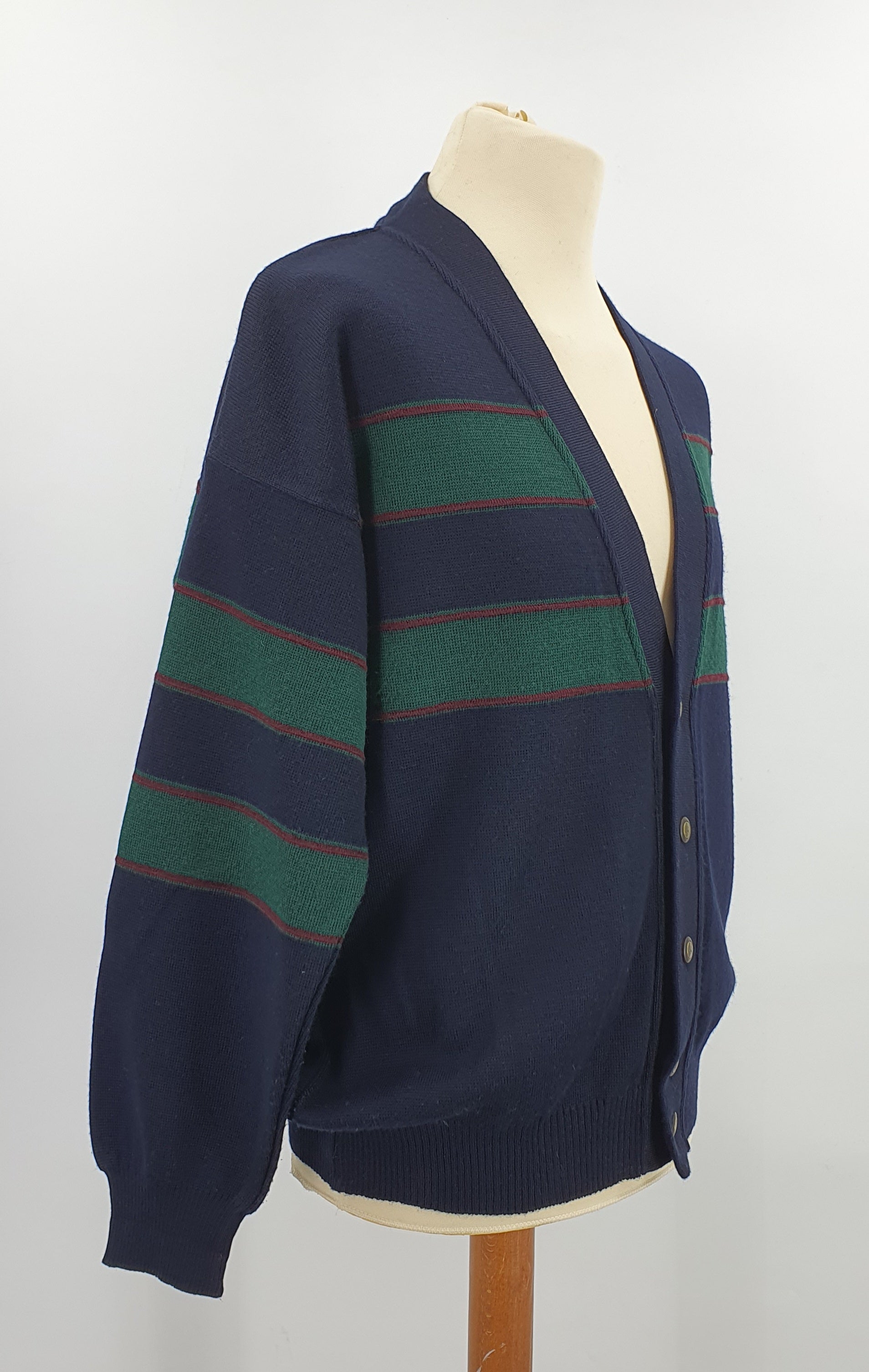 Jules, miesten neuletakki 80-luvulta, valmistettu Italiassa, koko L-XL