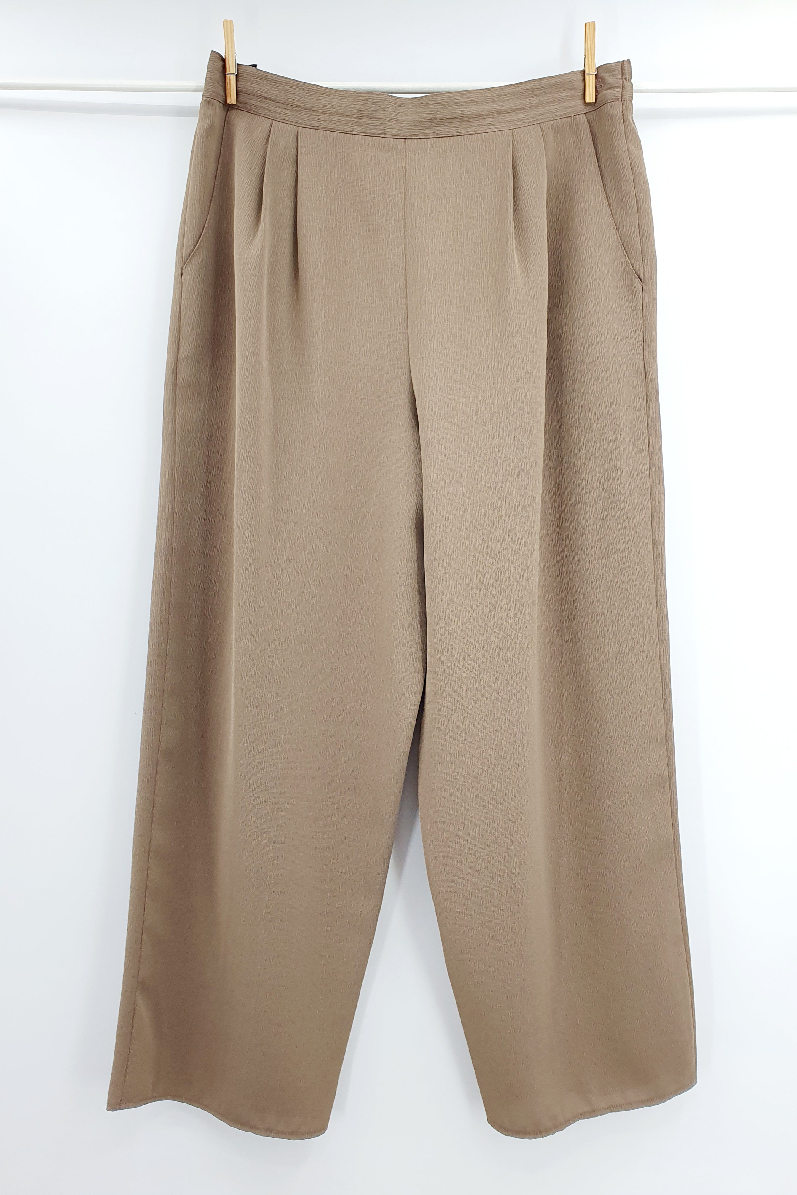 Eurofashion, beige women's trousers, waist 86-100cm, size 44-46-(48)