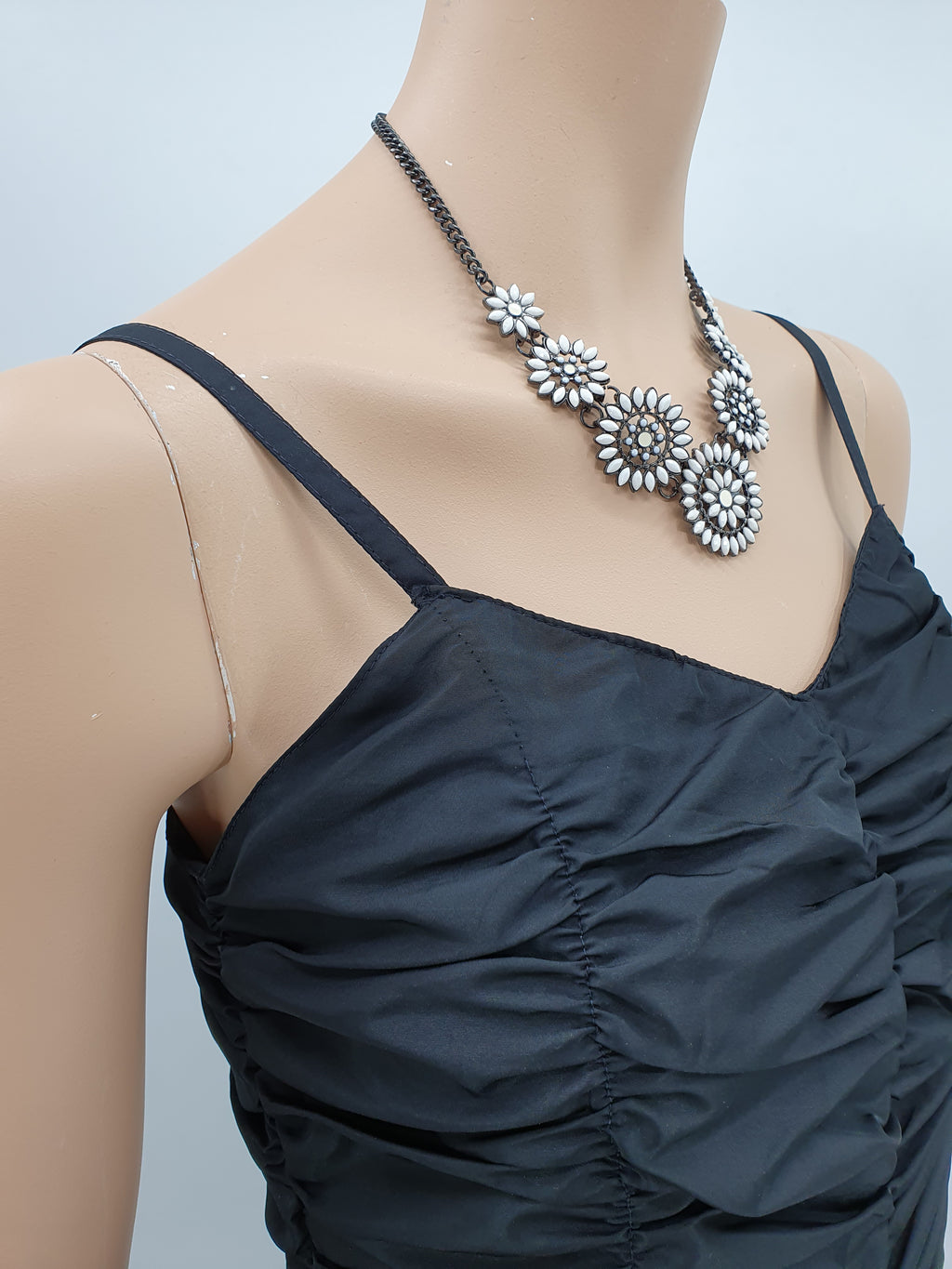 Juhlava italialainen minimekko 80-luvulta, koko 36(38)