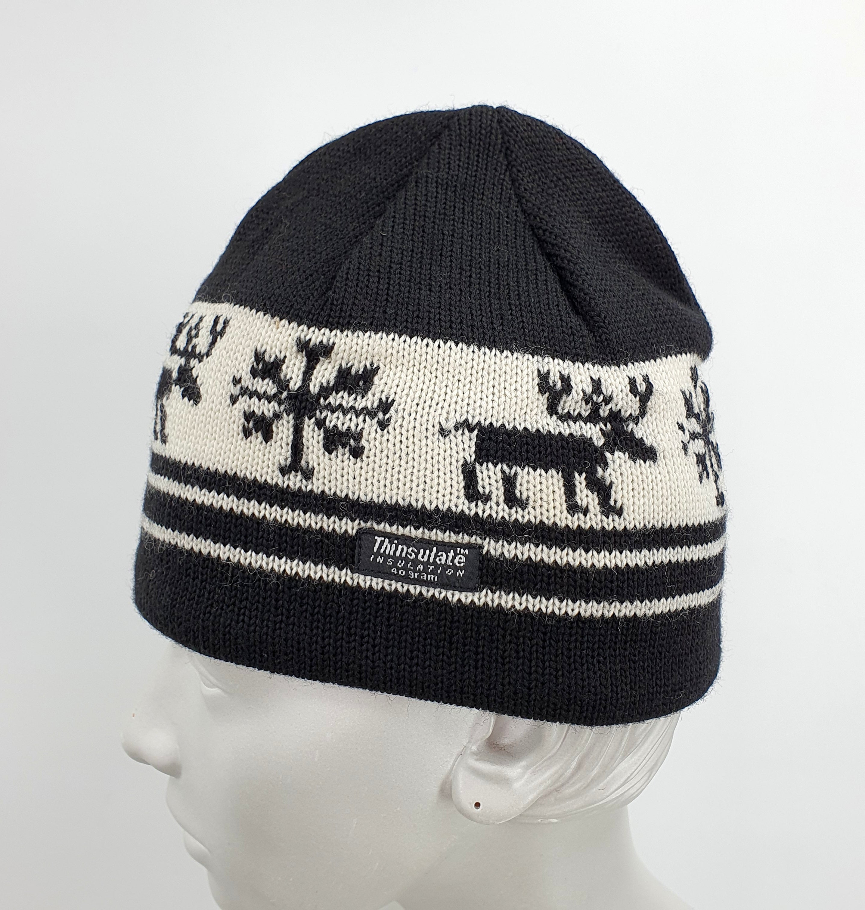 Black and white wool beanie from the 90s-2000s