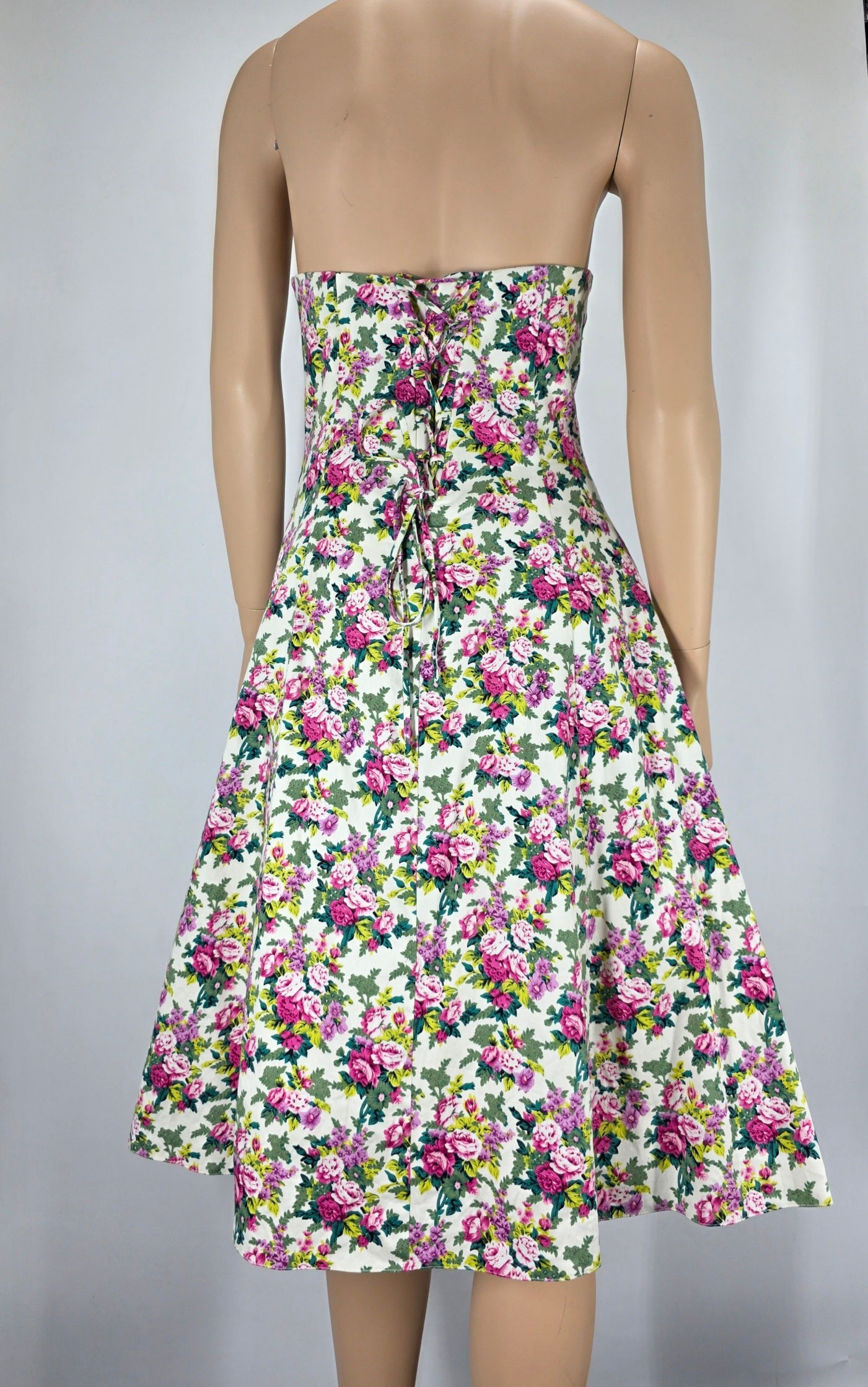 Ariella, sleeveless floral party dress from the 2000s, size 38