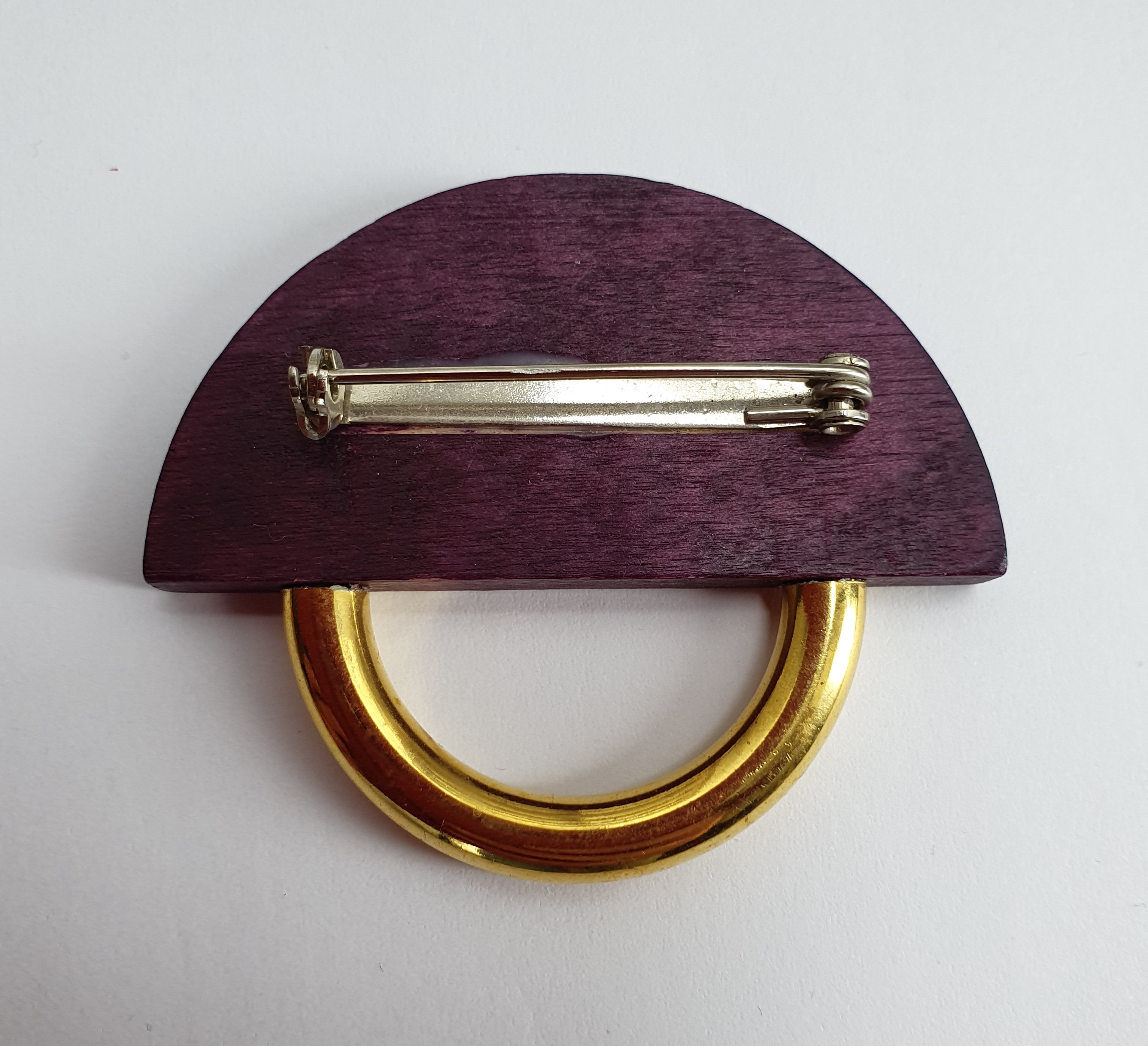 Aarikka, vintage brooch from the 80s-90s, color plum/gold
