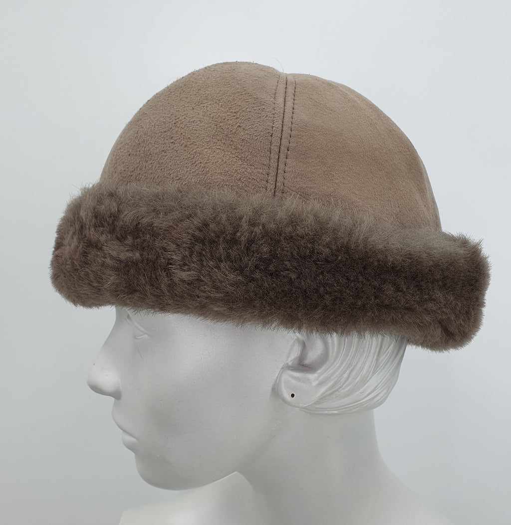 Friitala, talvihattu 70-luvulta, harmaanruskea nahka ja lampaanvilla, 58cm