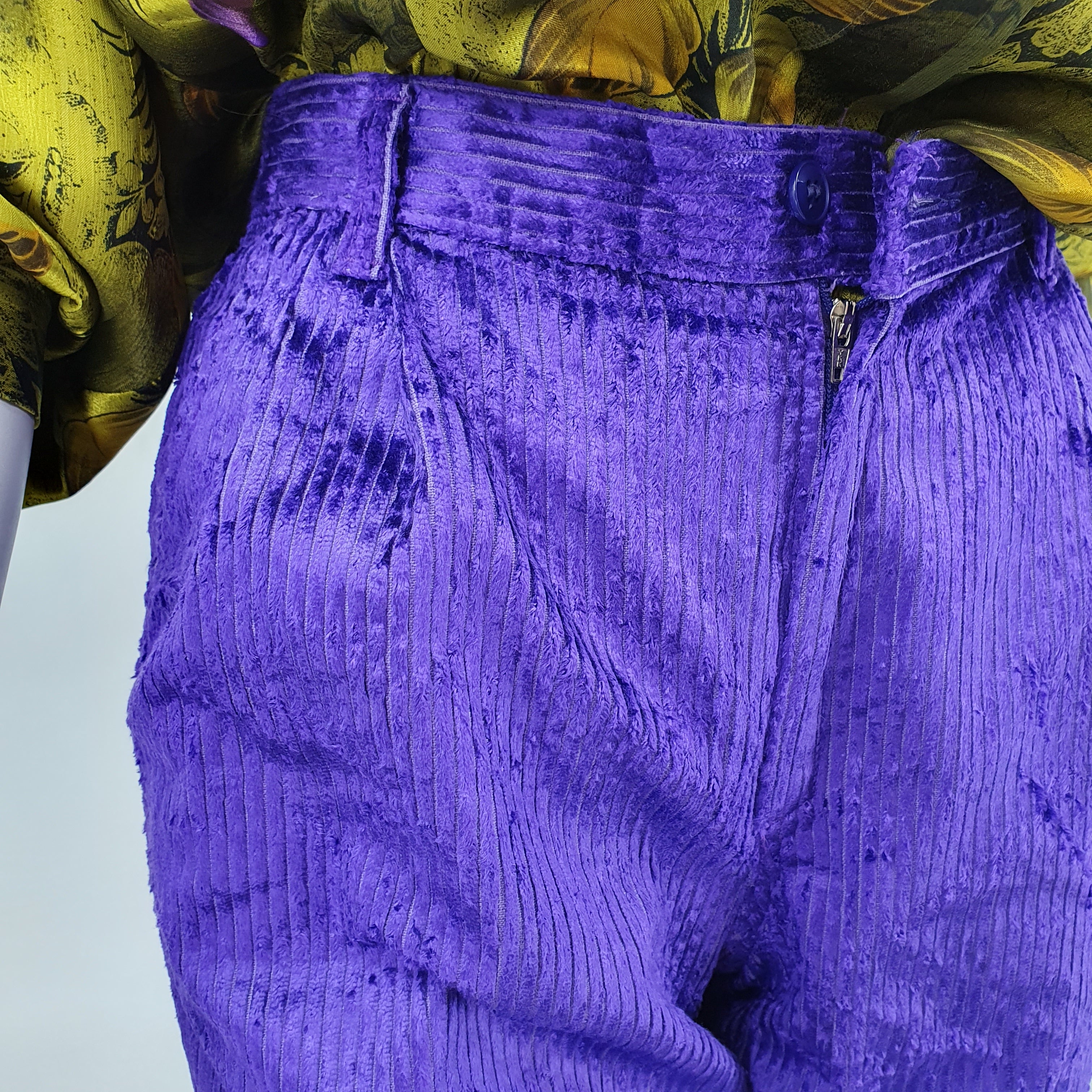 Brandtex, purple corduroy pants from the 80s-90s, size 34