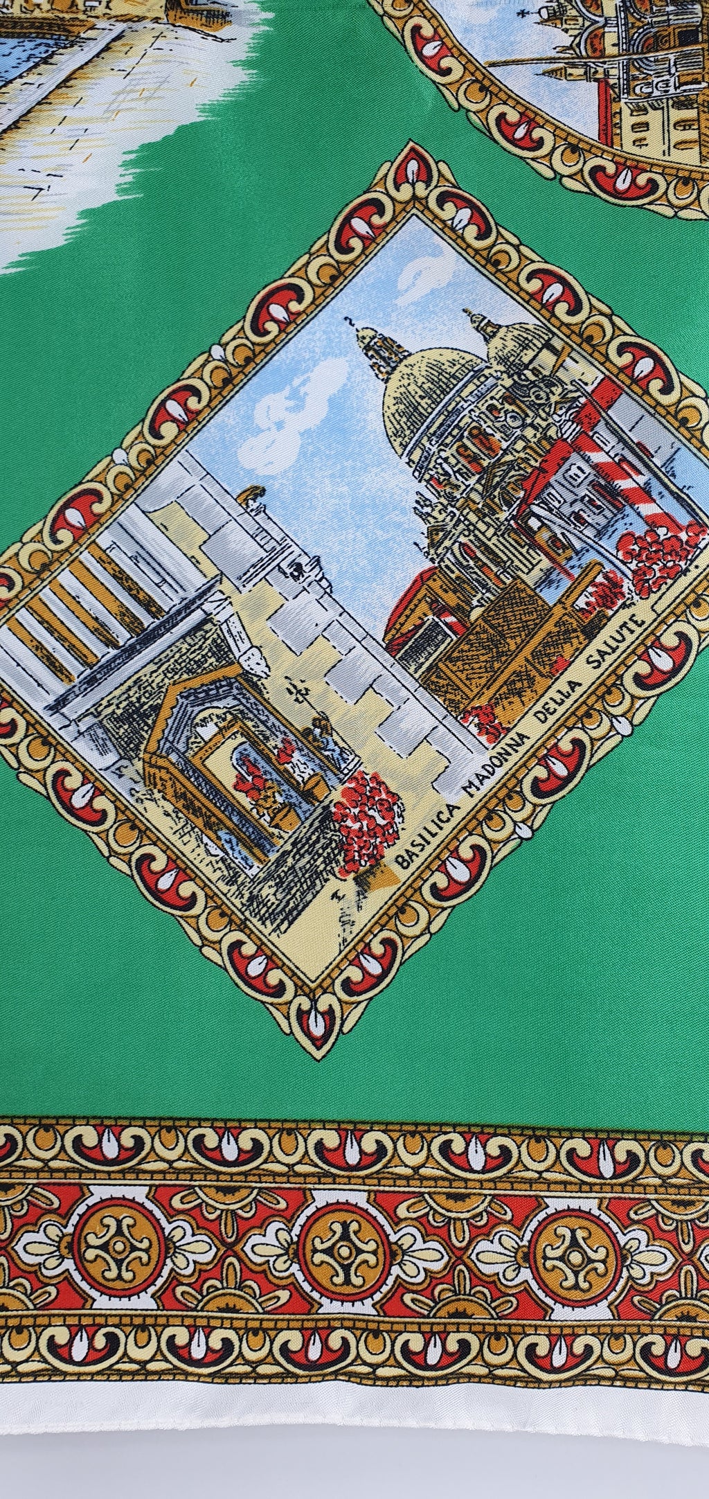 Venice-themed scarf from the 80s-90s, size 68x68cm
