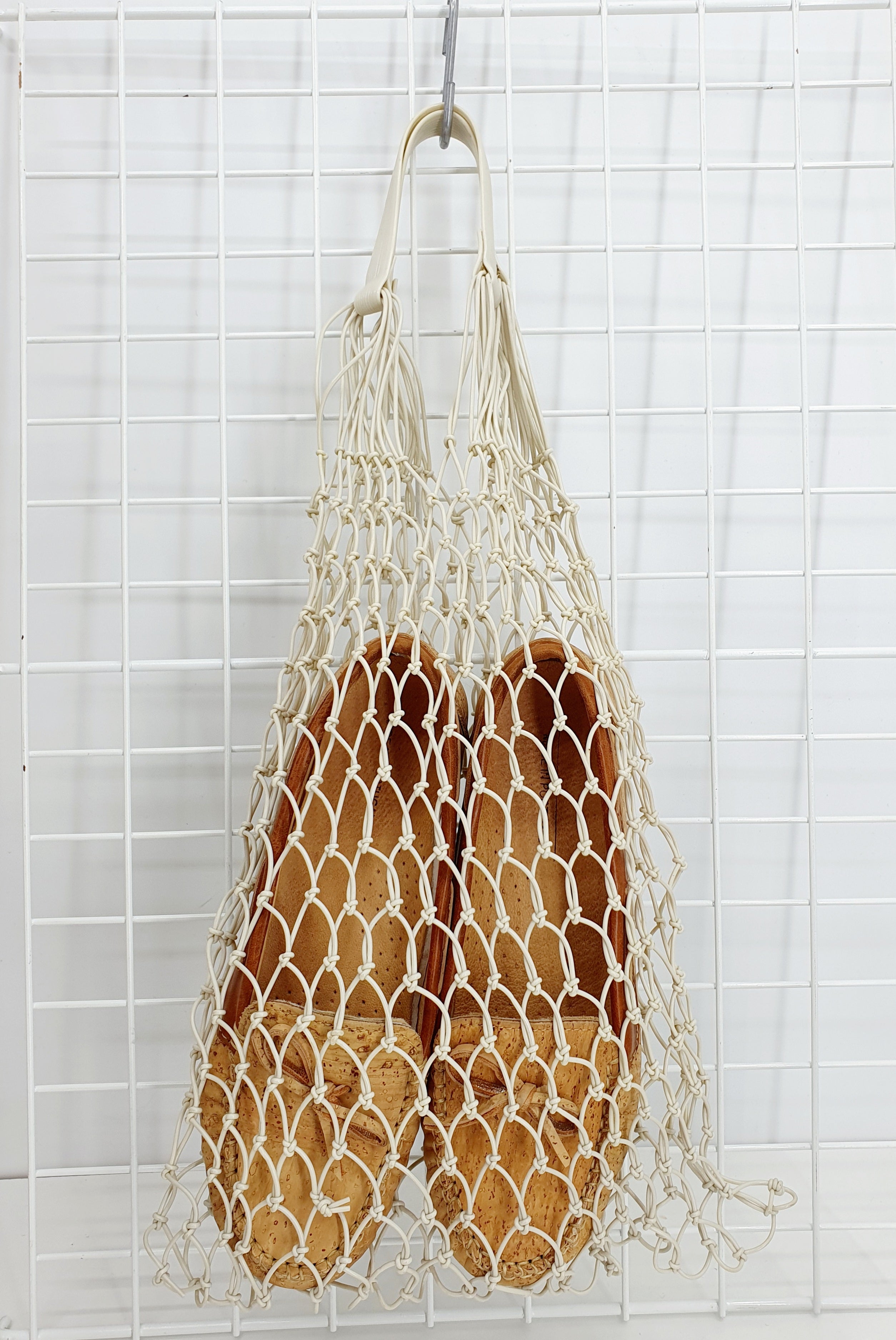 Valkoinen verkkokassi | 1960-70-luku | Joustava ja pestävä