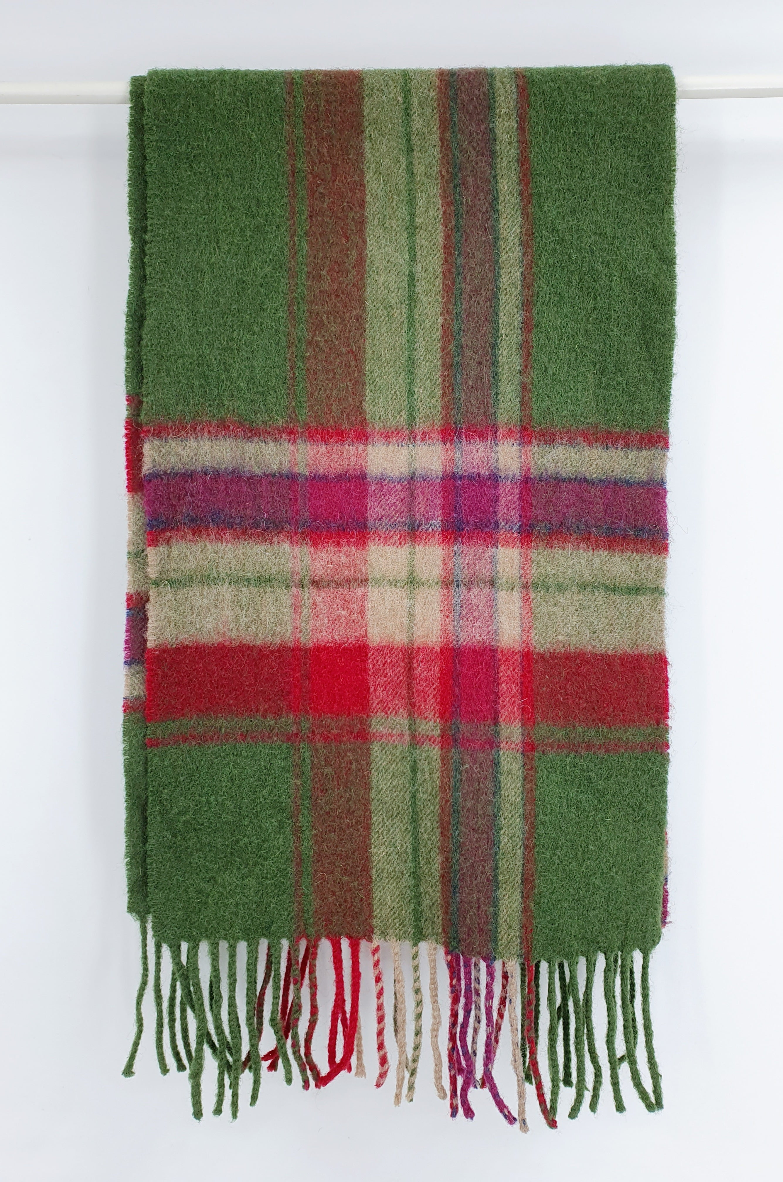 Green/red checked wool scarf, size 30x170cm