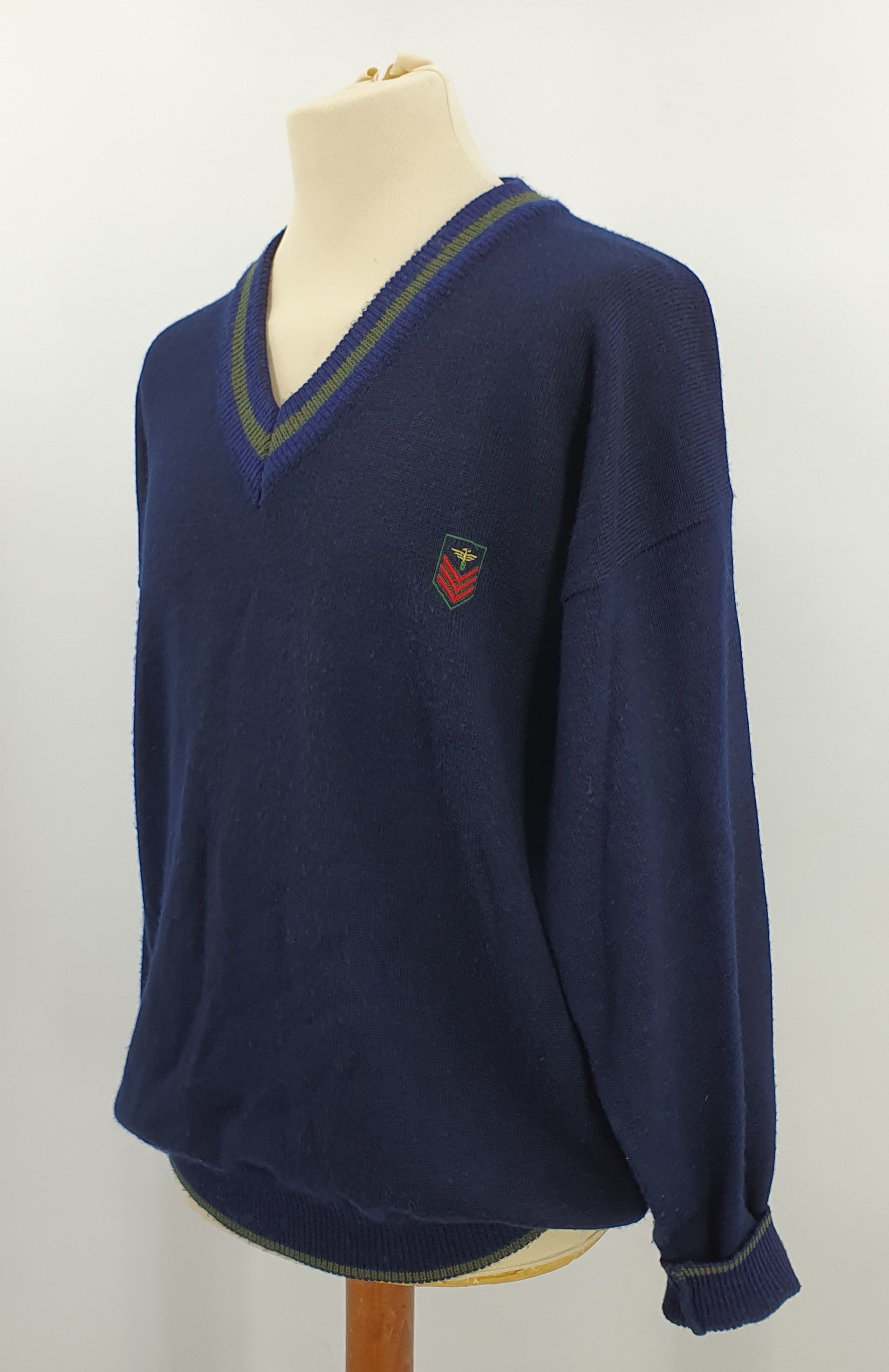 Vico Rinaldi, miesten neulepaita 80-luvulta, valmistettu Italiassa, koko L-XL