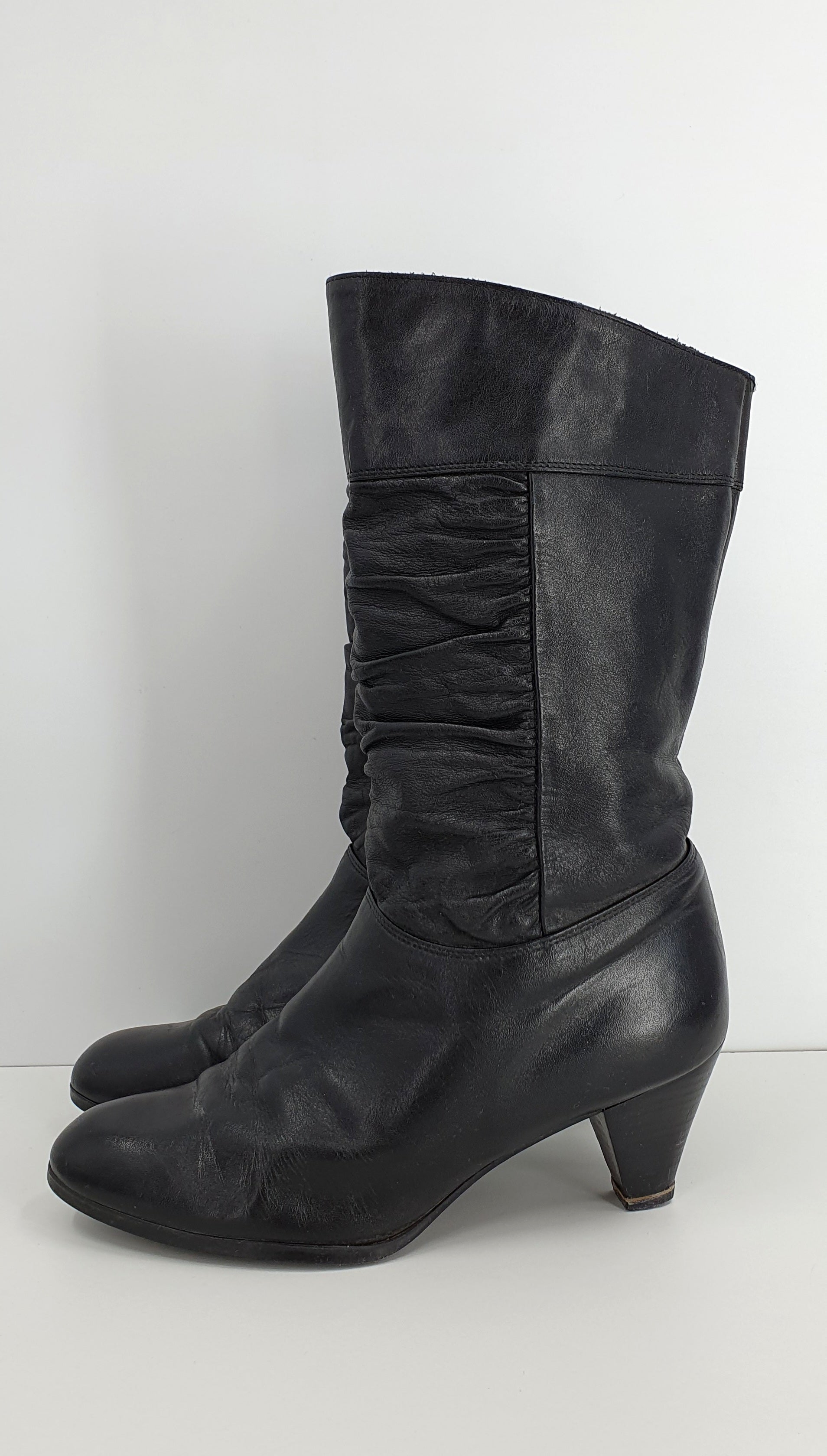 Tuomi-Kenkä, black leather boots from the 80s, size 38