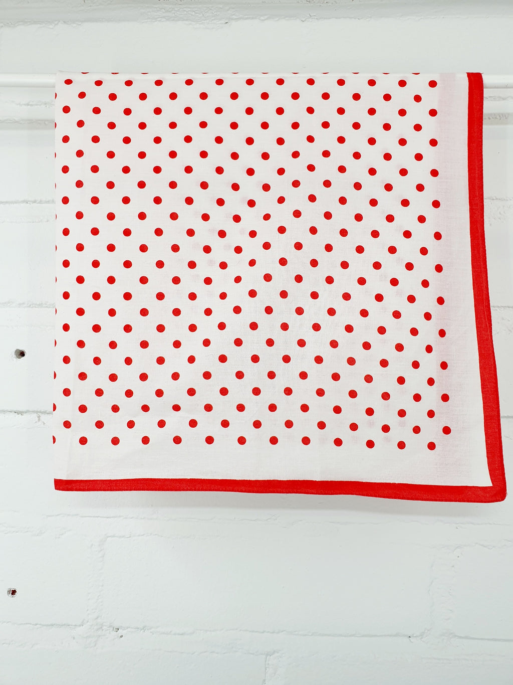 Polkadot vintage scarf, punavalkoinen