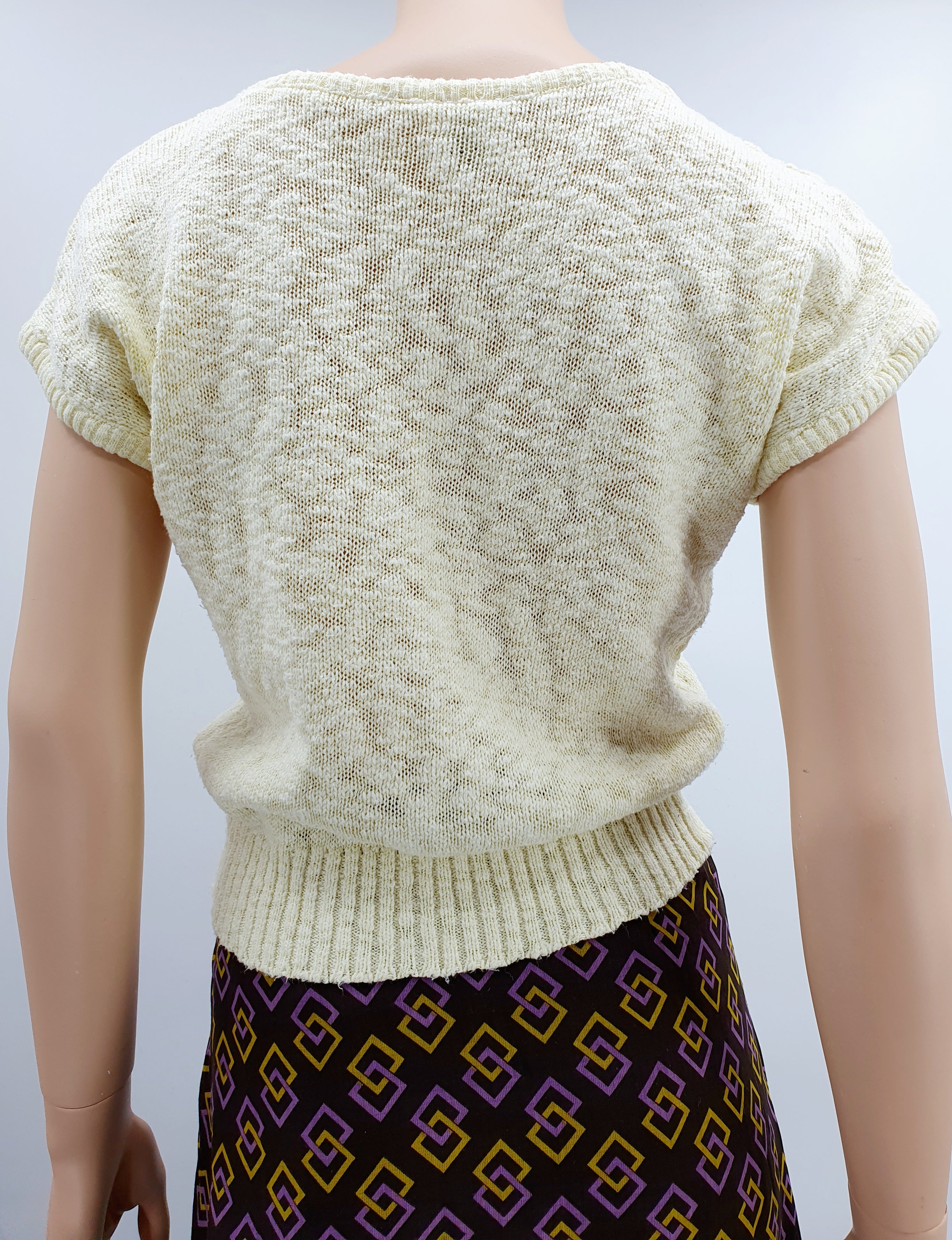 M&M, short-sleeved sweater from the 80s, color light yellow, size 36