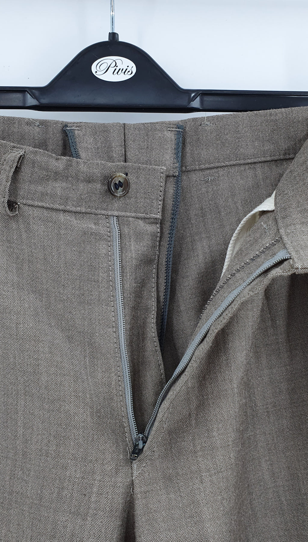 Men's straight trousers from the 80s-90s, color grey-brown waist 82cm