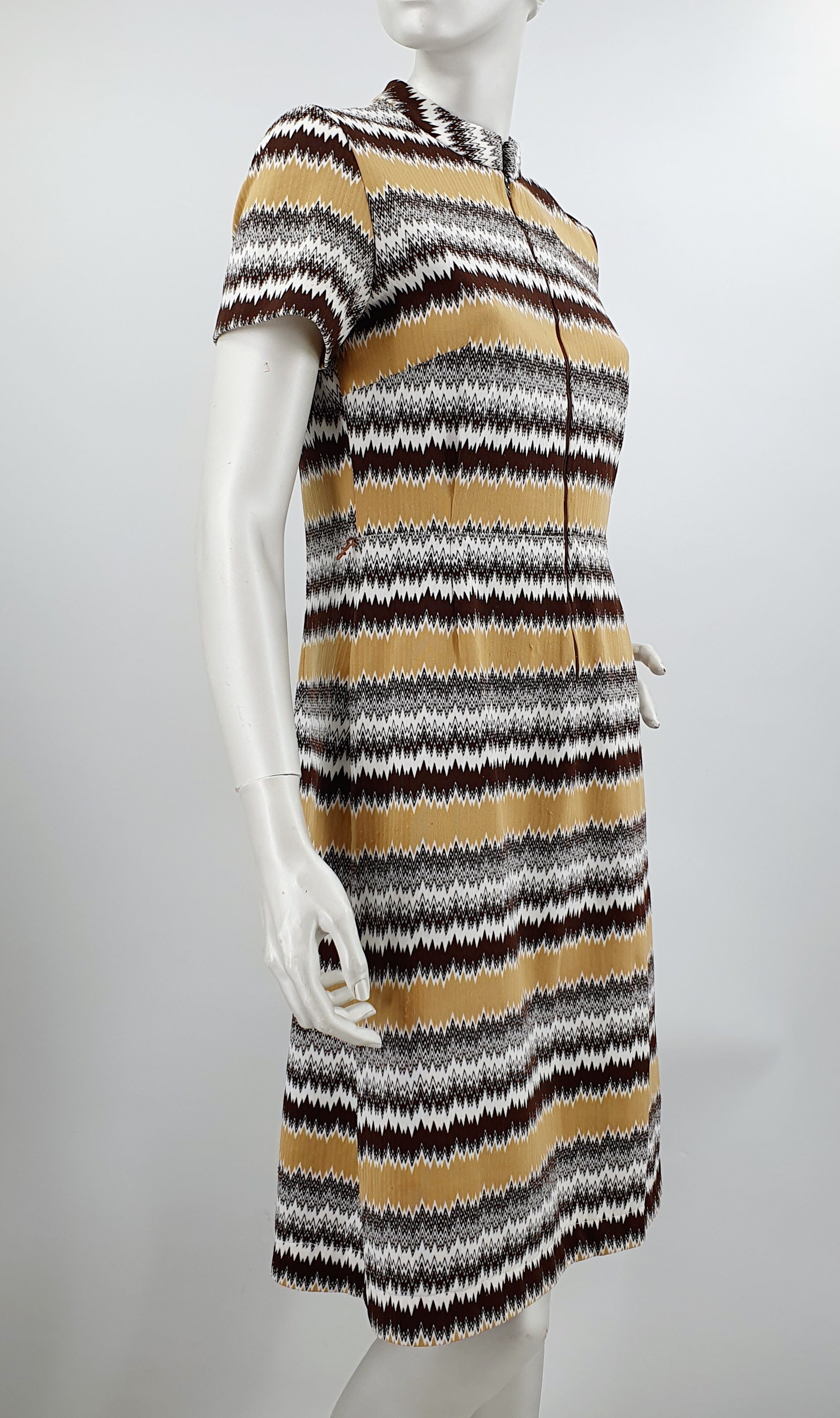 Parkshire, vintage dress with sawtooth pattern from the 70s, size 36-38
