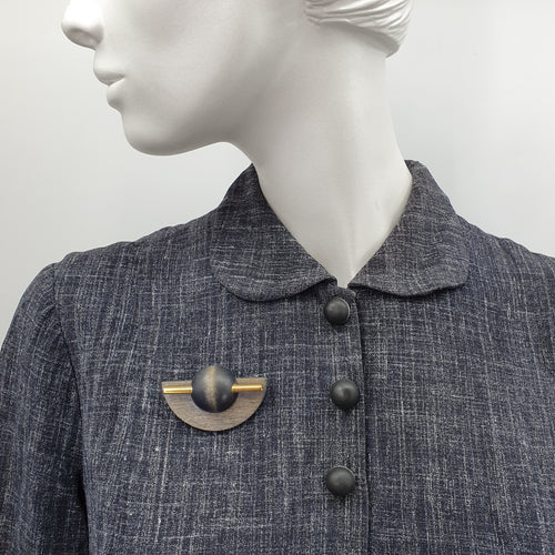 Aarikka, Lady brooch from the 80s-90s