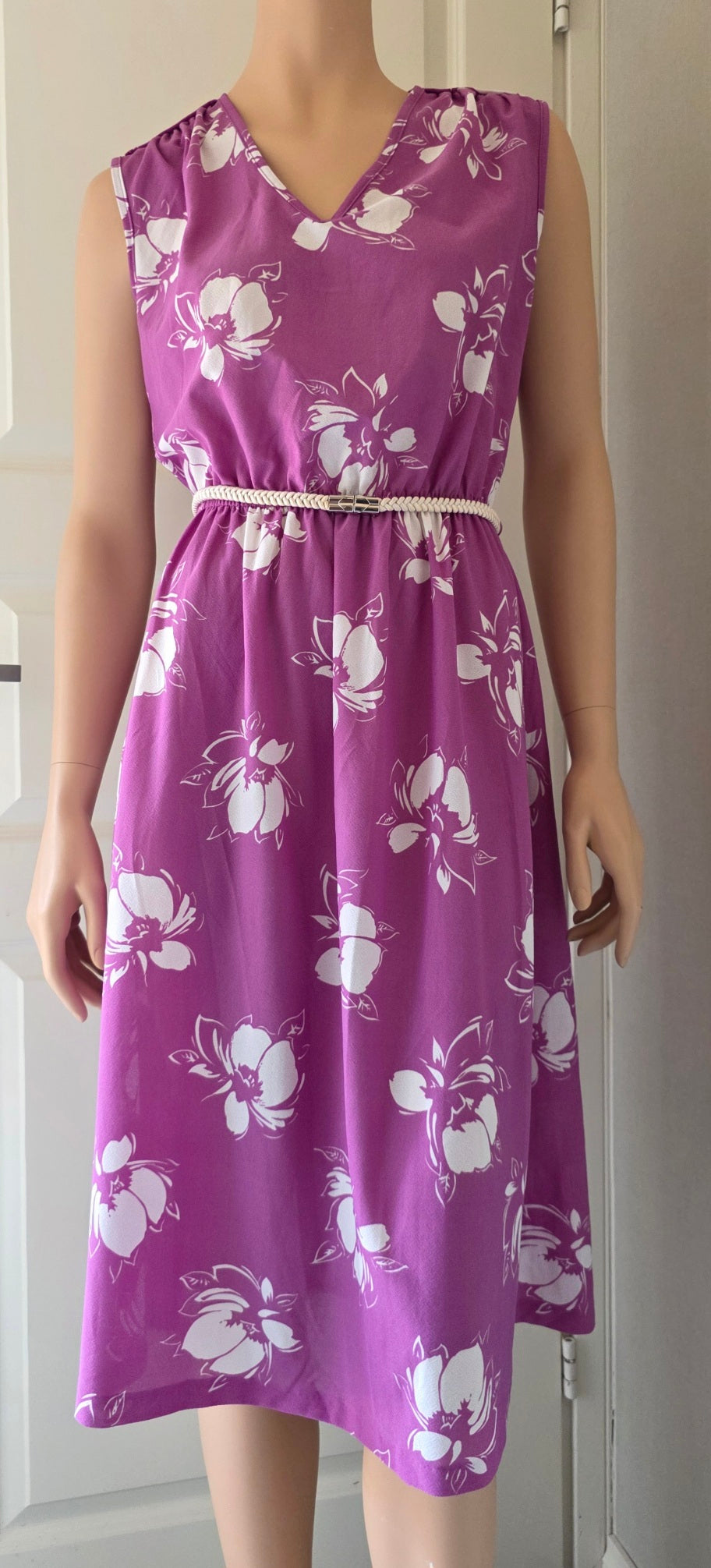 Lilac sleeveless summer dress from the 80s, size 38-40