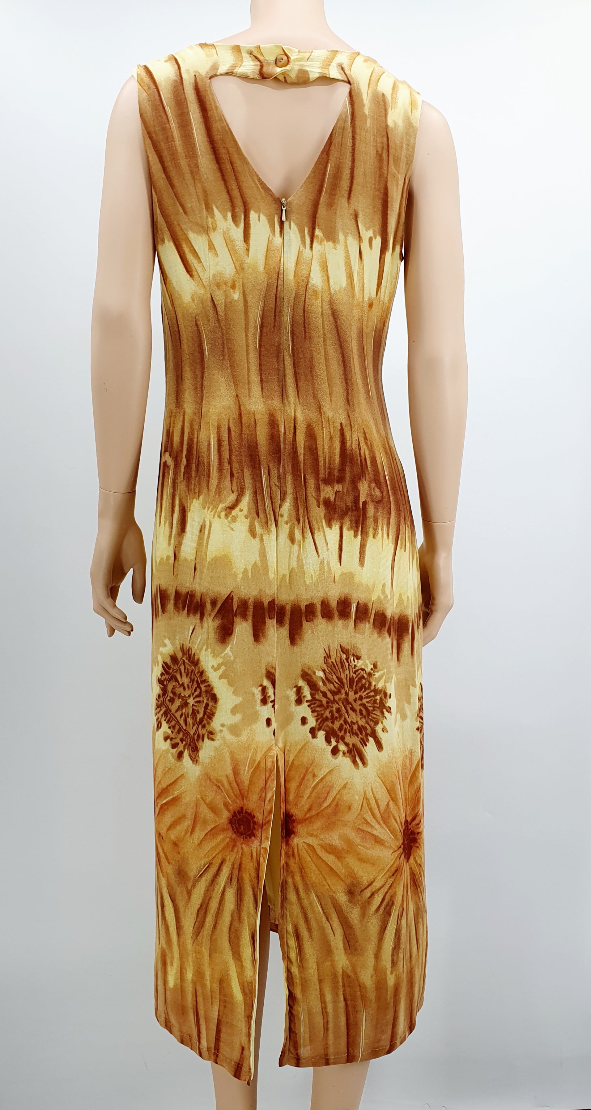 Hihaton kesämekko 90-luvulta, maximekko, ruskea-vaaleankeltainen, kuva takaa