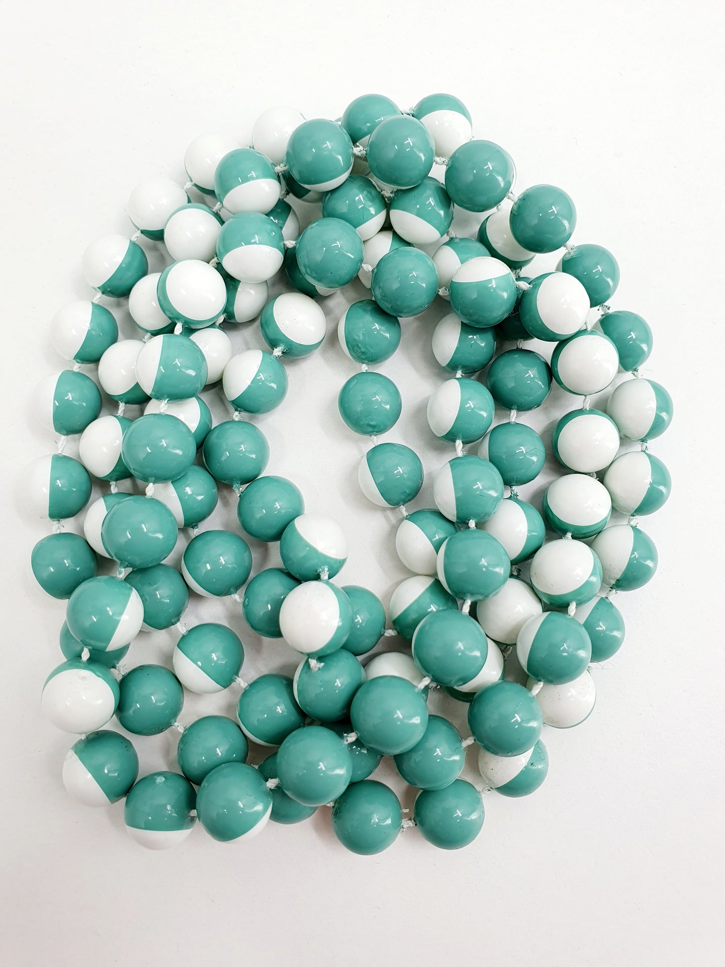 Turquoise/white long pearl necklace, length 116cm