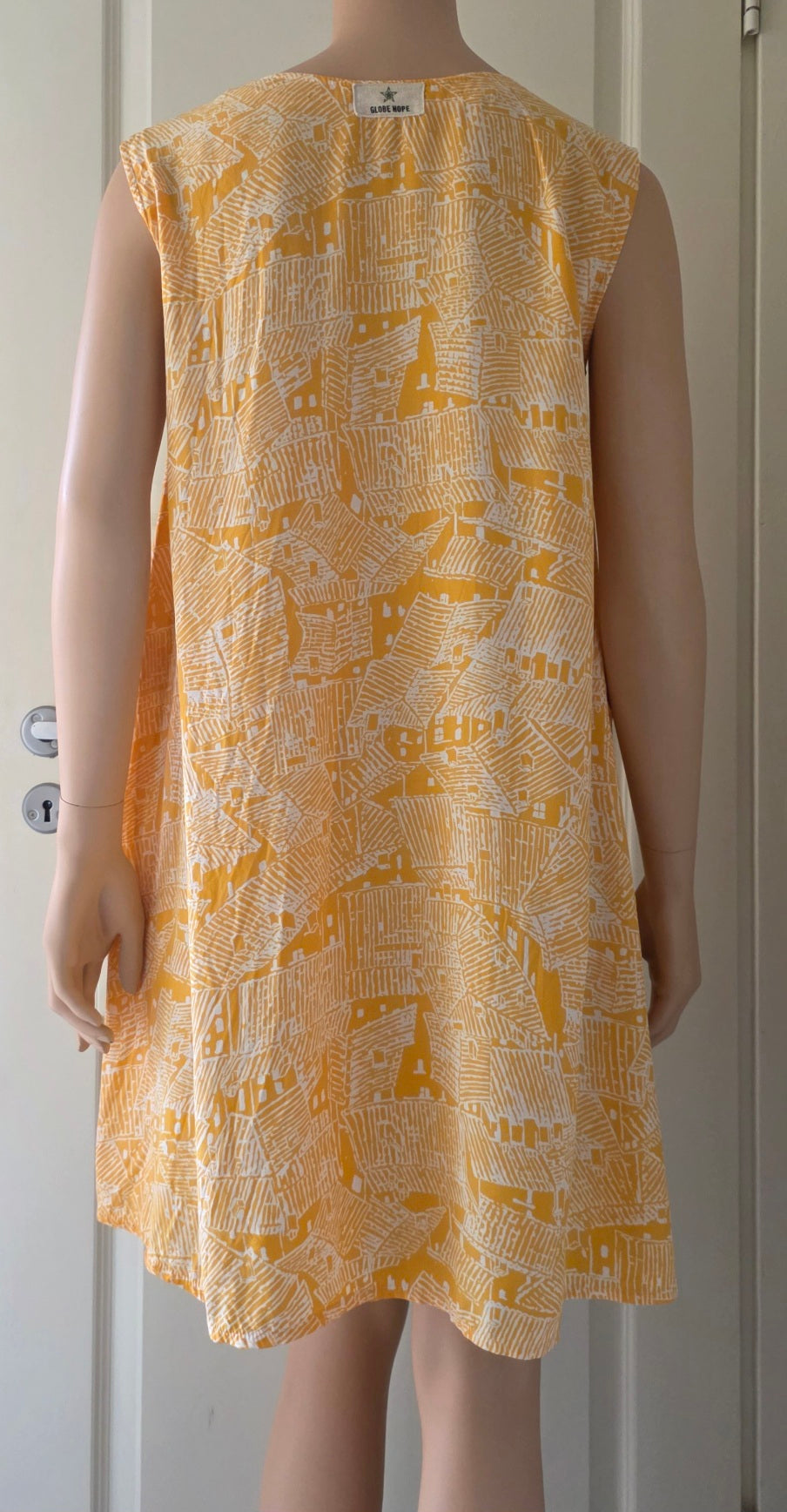 Globe Hope, yellow summer dress from the 2000s, size 38/40(M)