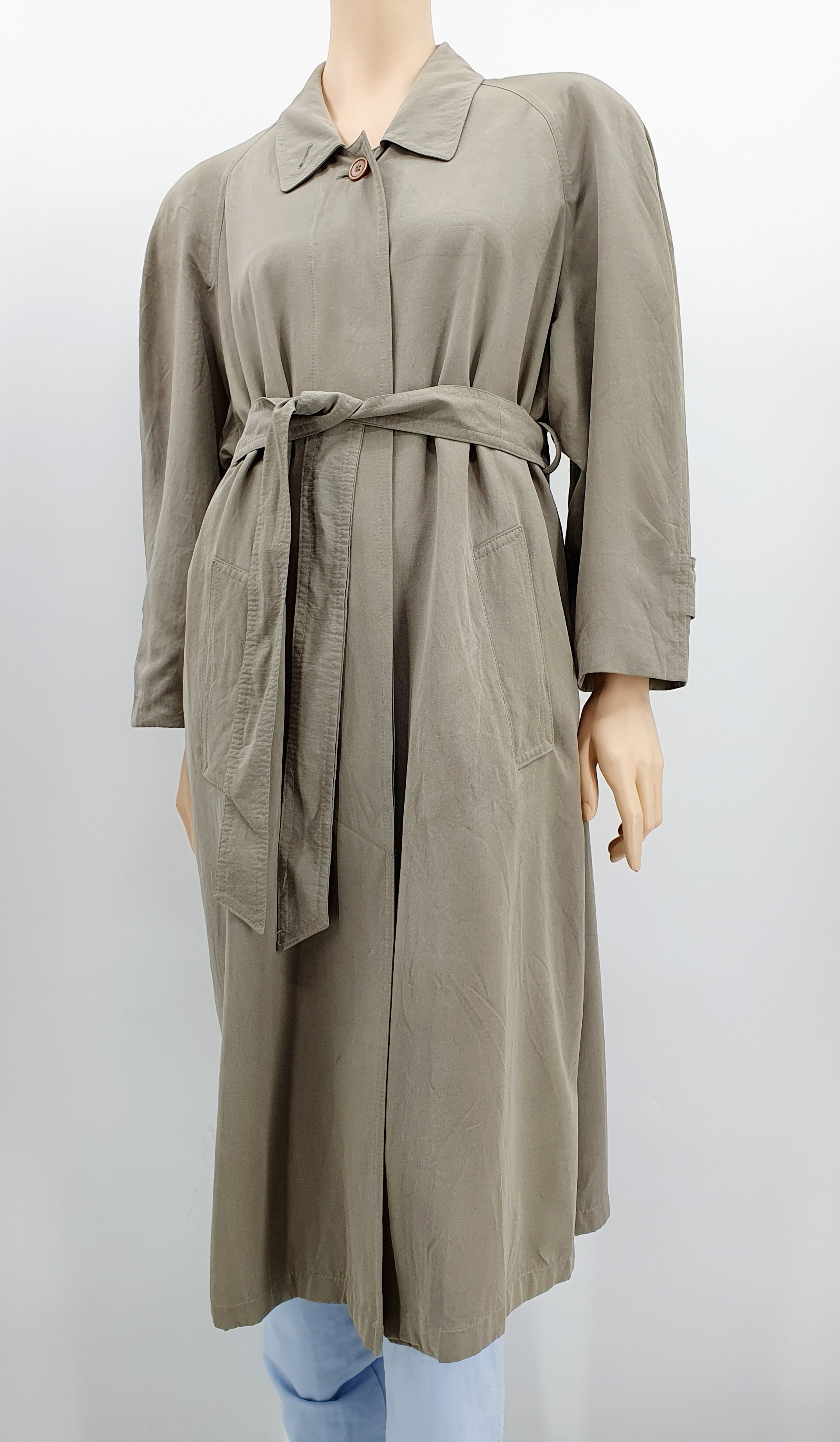 Khakinvärinen vintage trenssitakki 90-luvulta, silkkiä