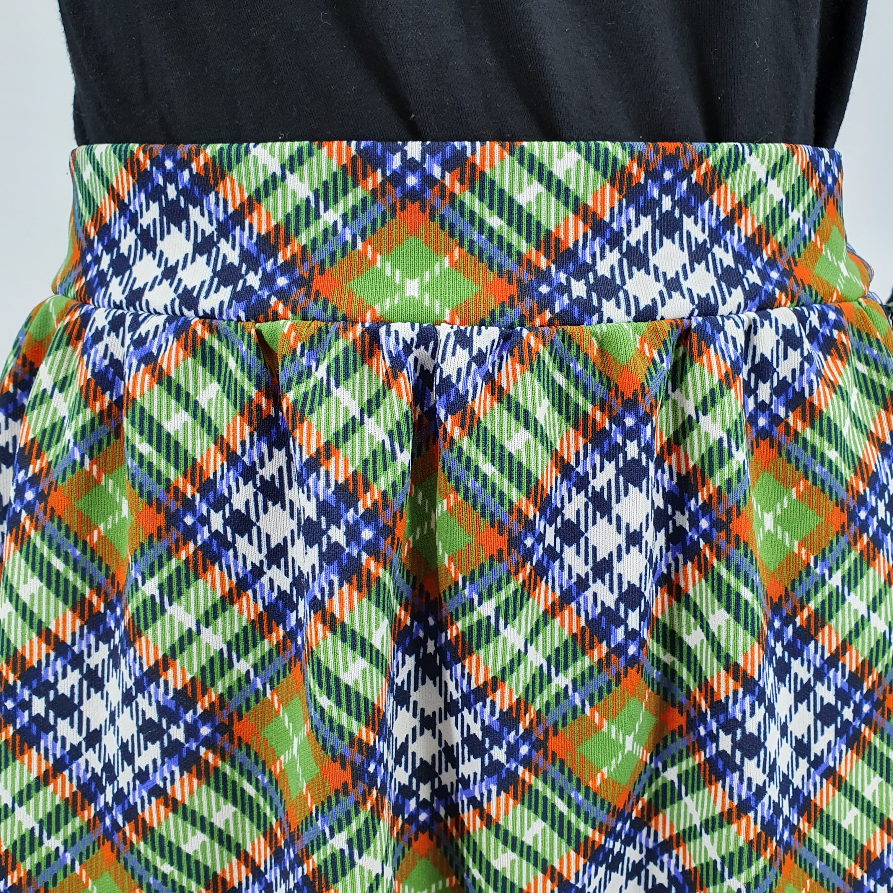 Rikke, checked maxi skirt from the 70s, waist 66cm, size 34
