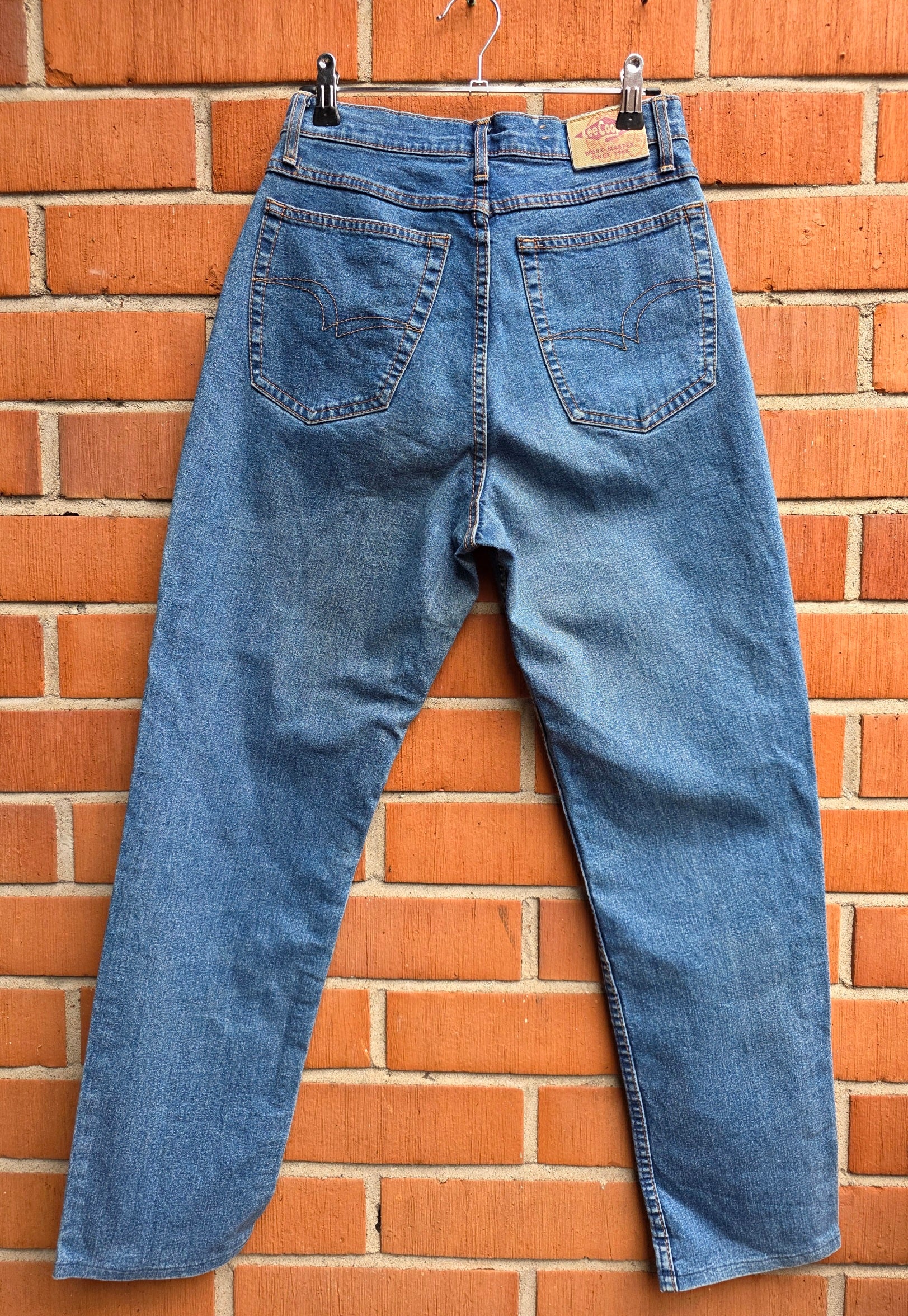 Lee Cooper, korkeavyötäröiset farkut 90-luvulta, vyötärö 72cm, kokoarvio 36
