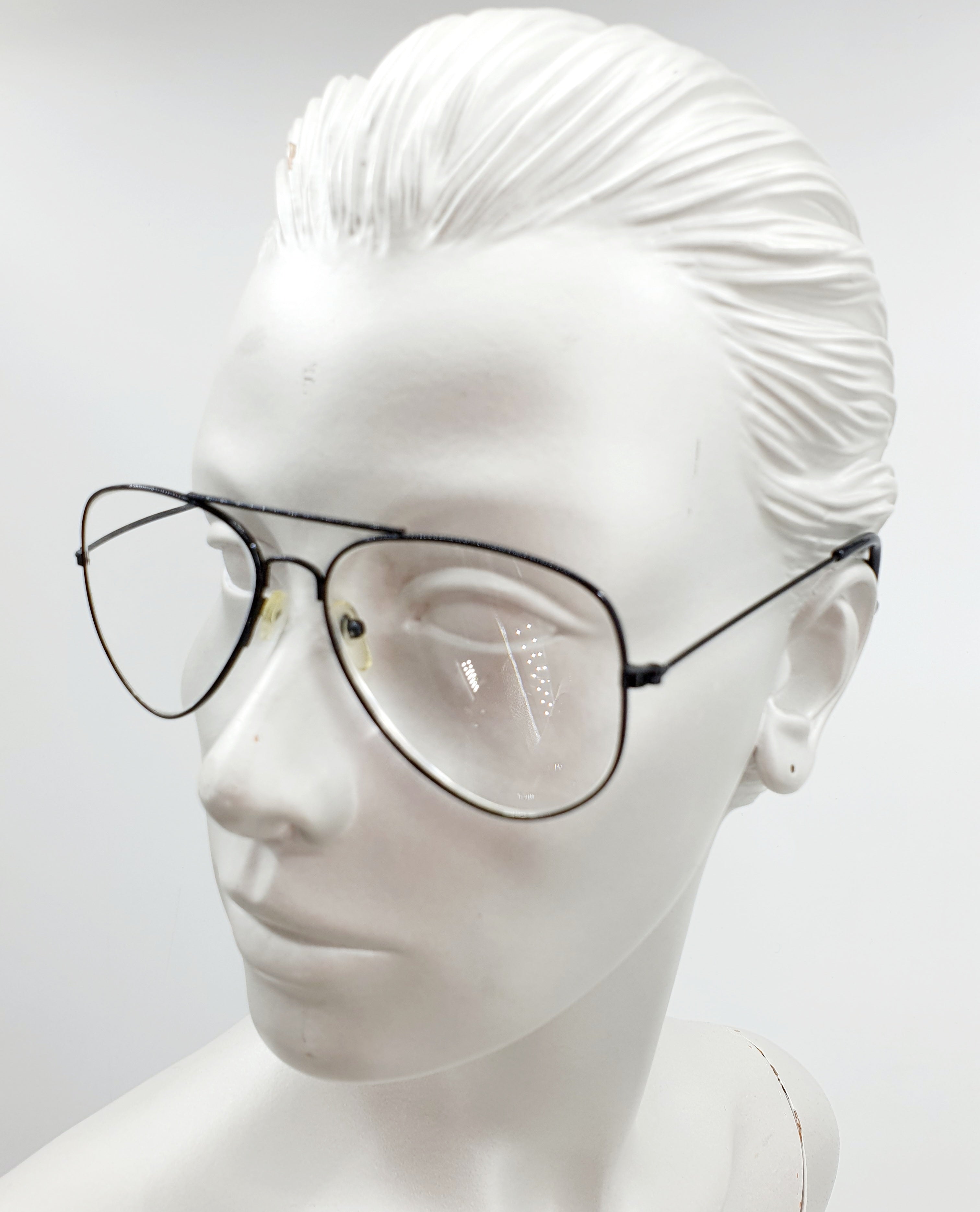 Pilot-style reading glasses +3.00