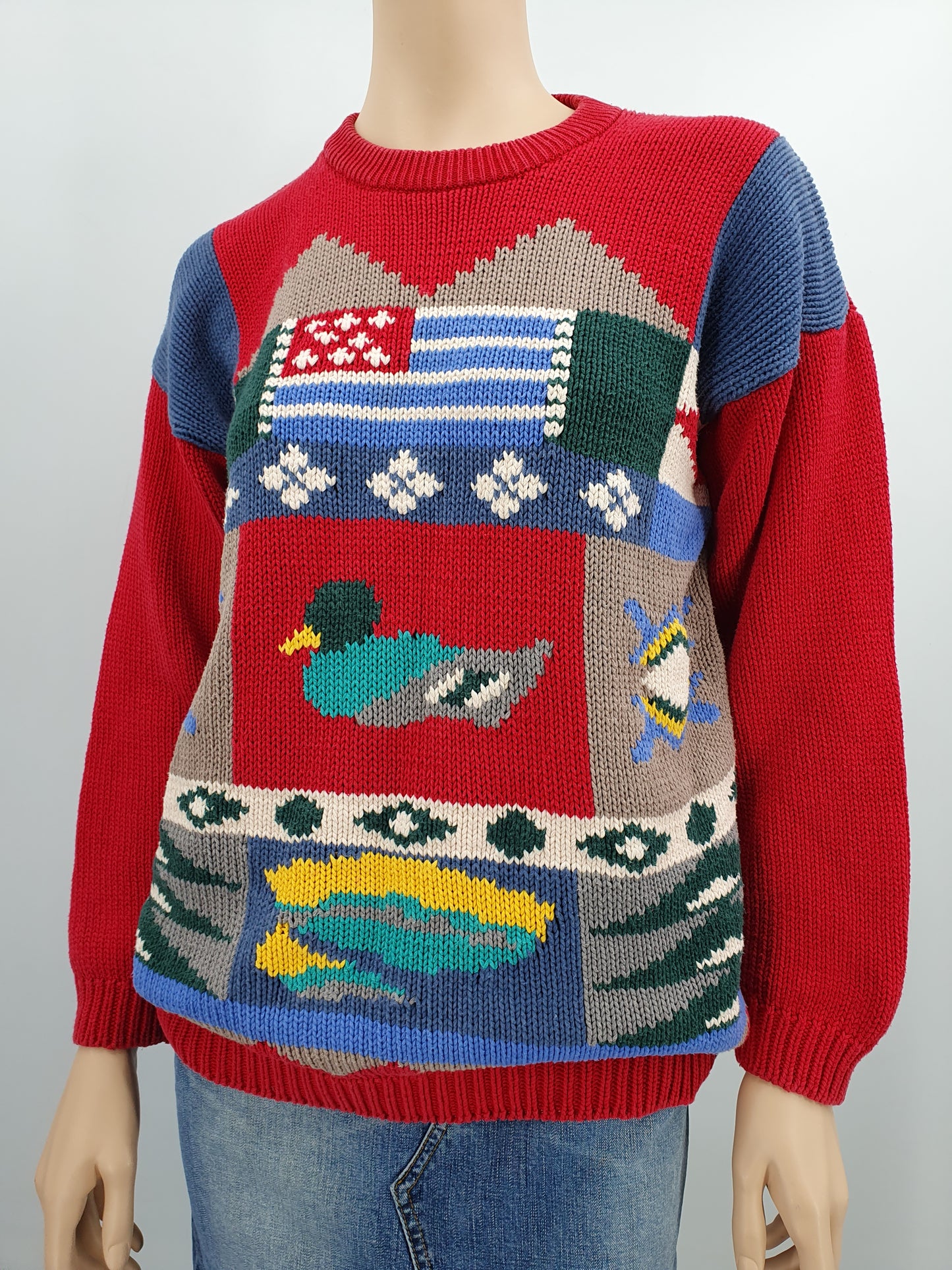 Duck-themed sweater from the 80s-90s, size 36-38