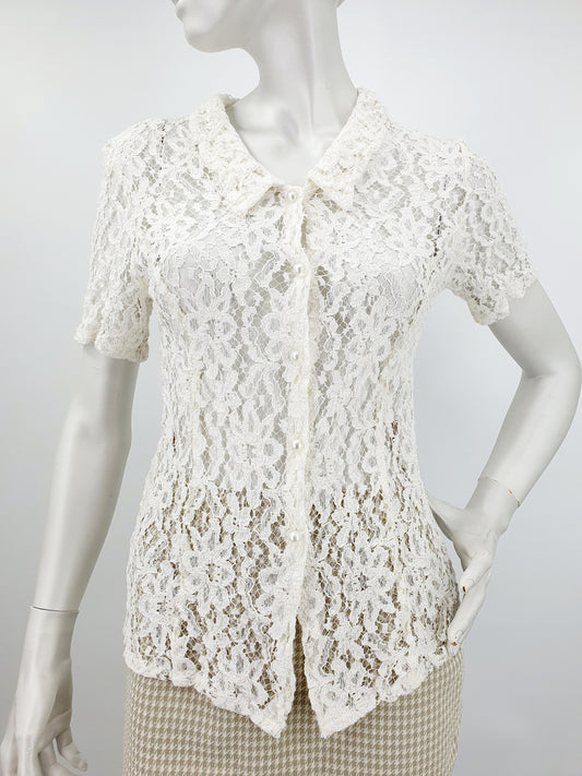 Mode vision, white lace shirt from the 90s, size 34(36)