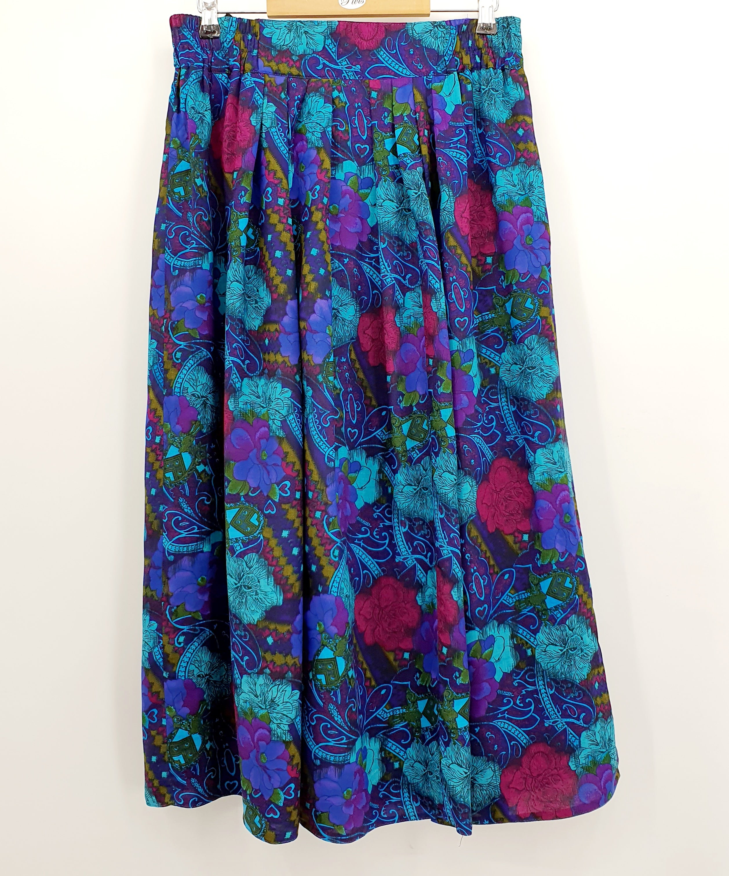 Italian viscose skirt from the 90s, waist 75-85cm, size 38-40
