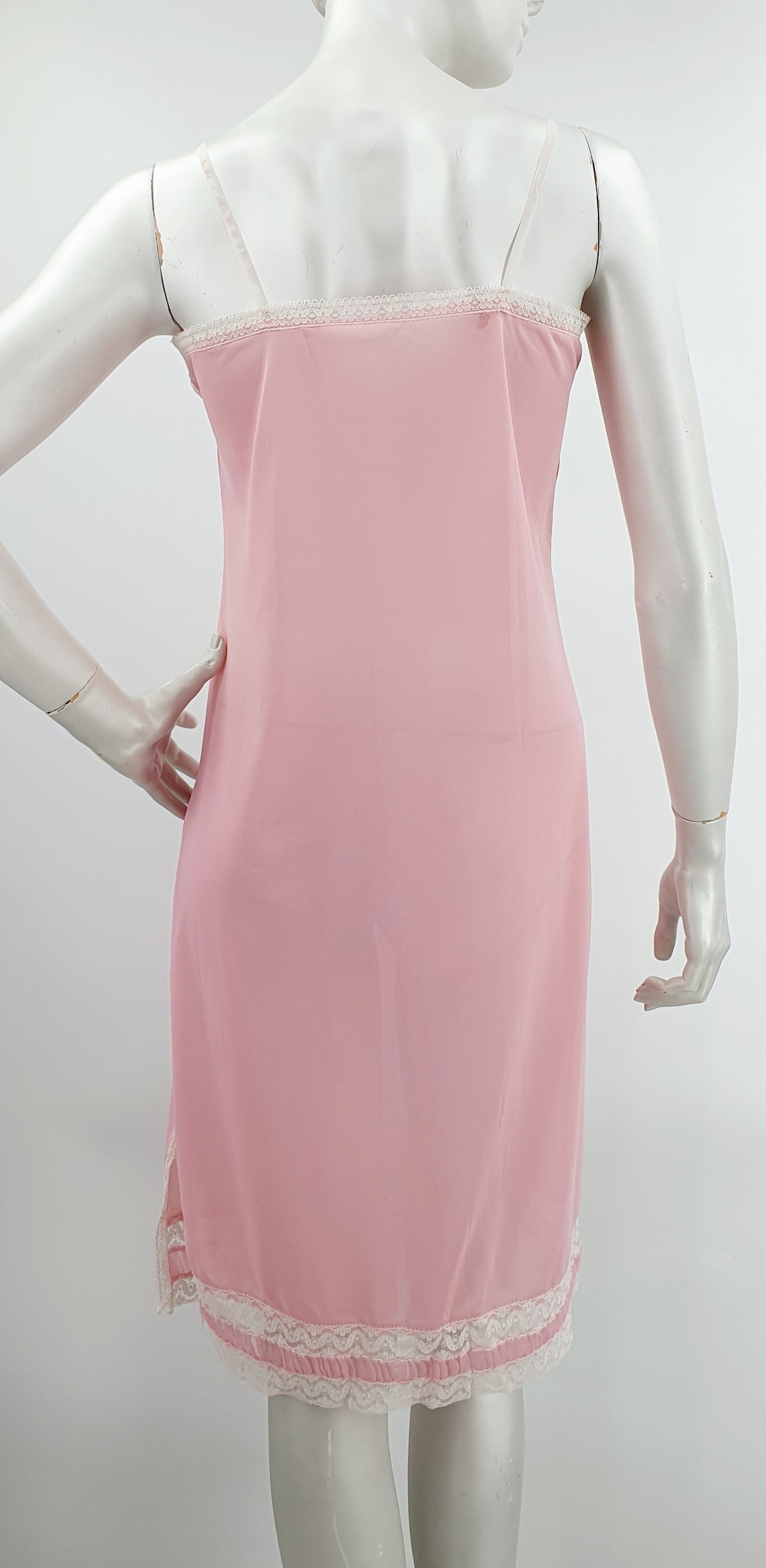 Pink lingerie from the 60s-70s, size 38/40