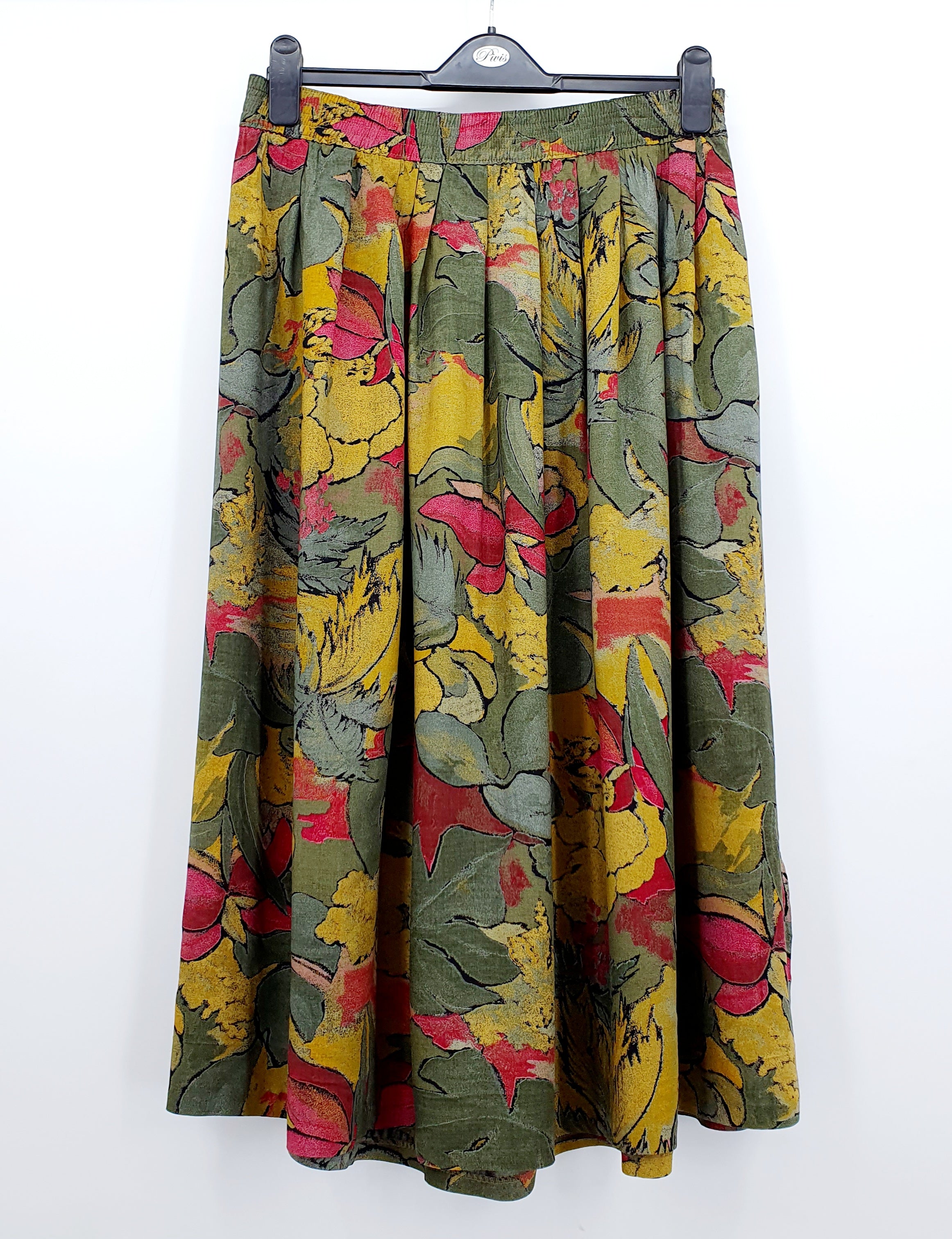 Viscose skirt from the 90s with elastic waist, size 40-42-44