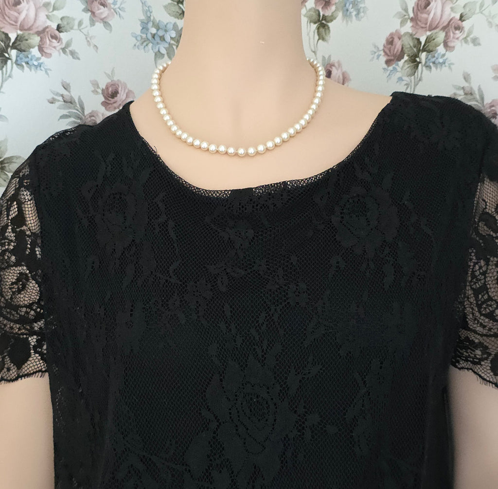 Light pearl necklace from the 80s-90s, length 46cm